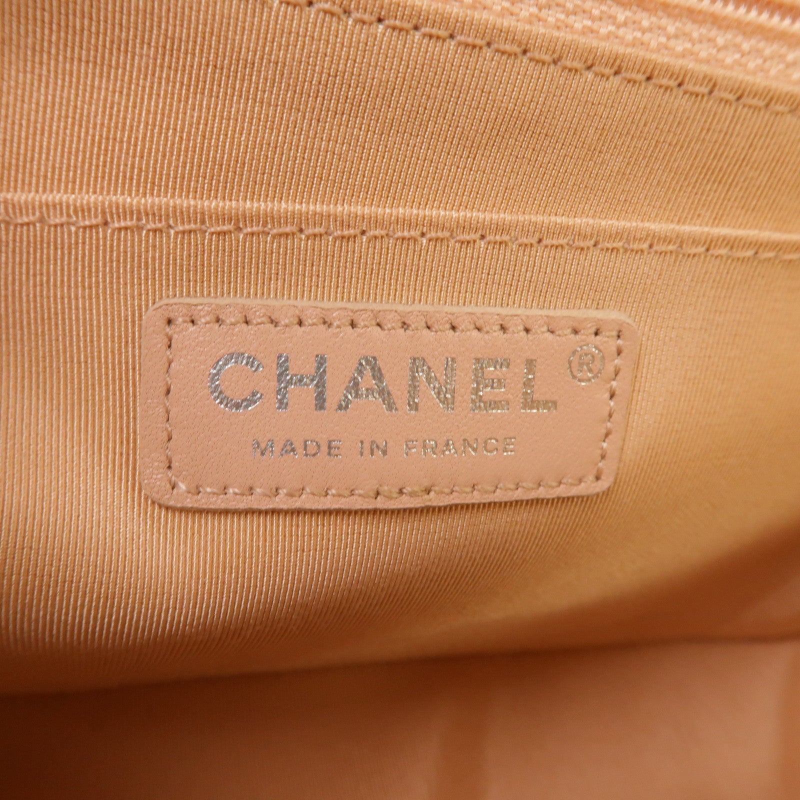 CHANEL 【激減優惠】牛皮皮革Chain Shoulder銀扣鏈帶肩背袋杏色