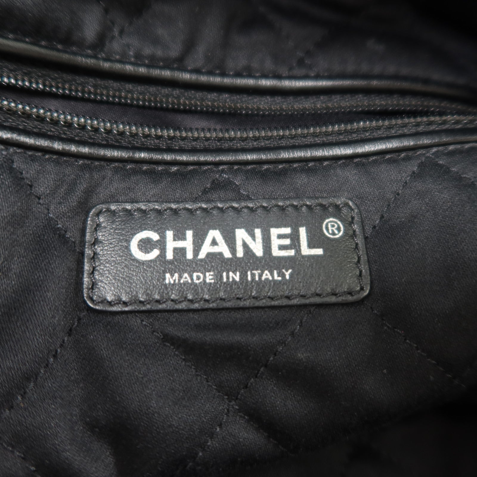CHANEL 牛皮皮革Chanel 22 Backpack銀扣背包