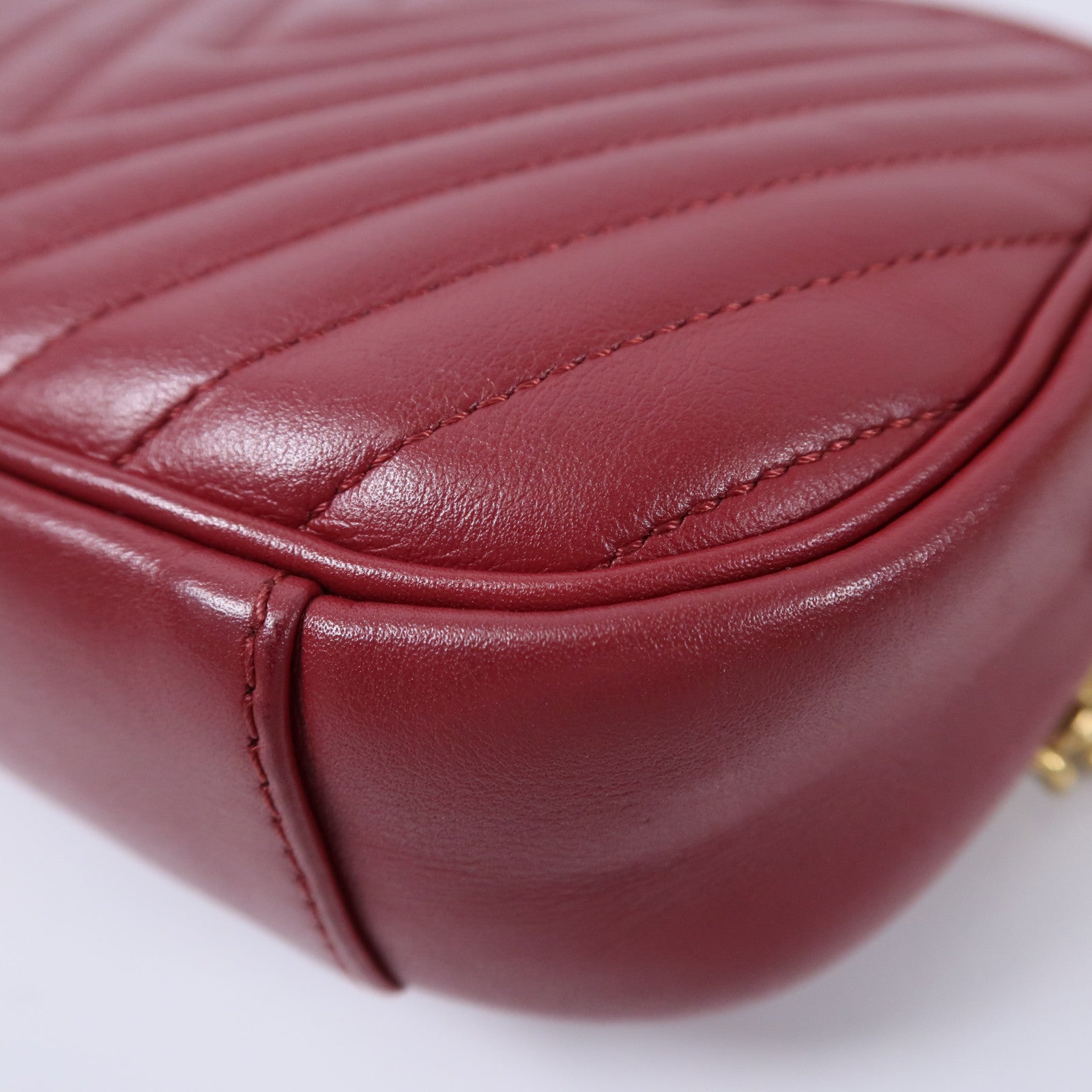 LOUIS VUITTON 牛皮皮革New Wave鏈帶肩背袋