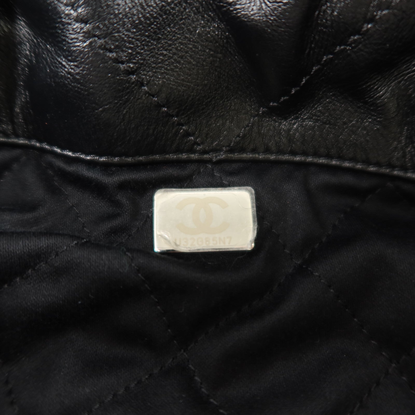 CHANEL 牛皮皮革Chanel 22 Backpack銀扣背包