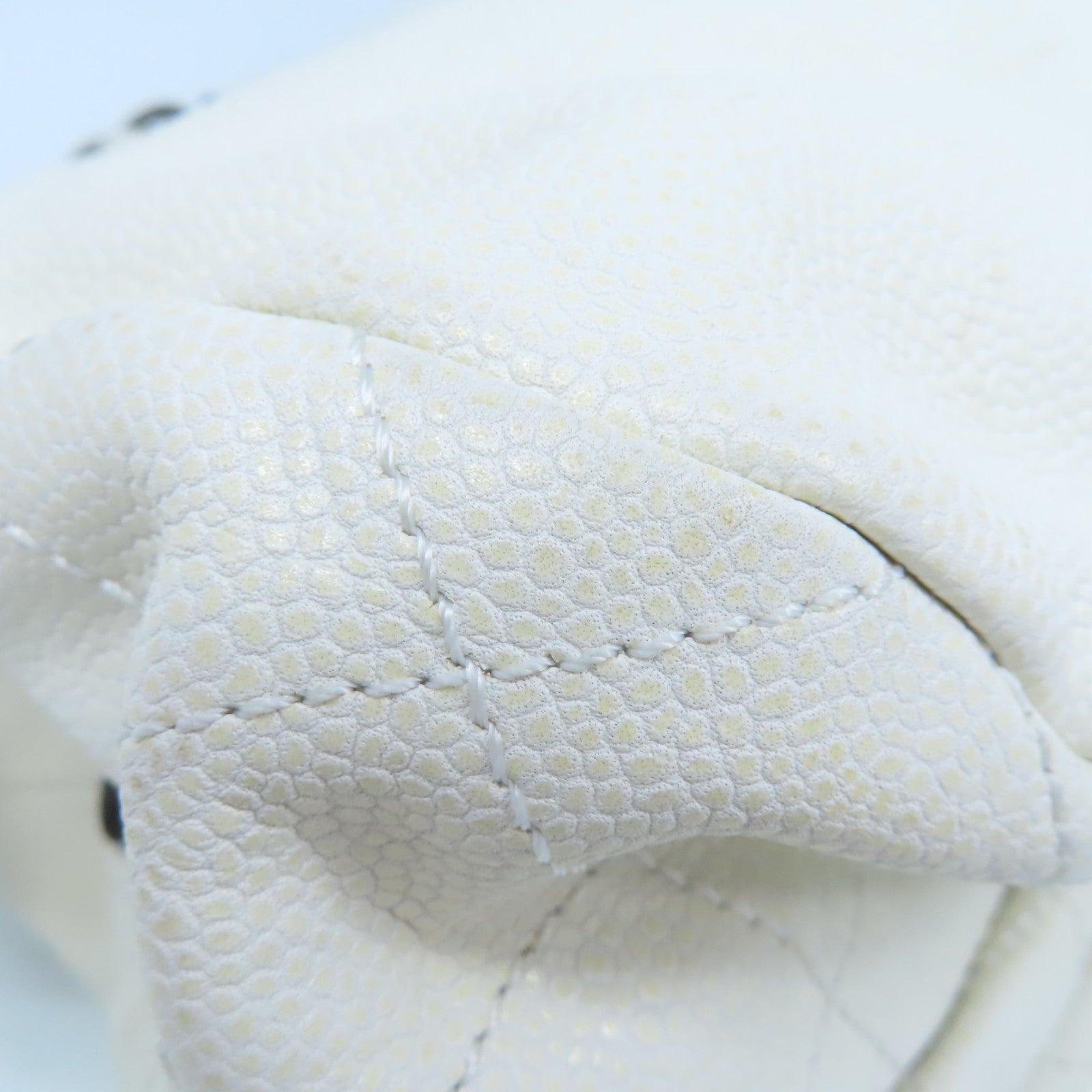 CHANEL 【激減優惠】菱格牛皮皮革Chain Shoulder Bag鏈帶肩背袋米白色