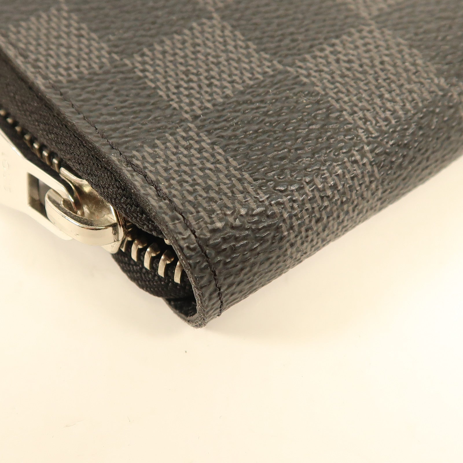 LOUIS VUITTON Damier Graphite Zippy Organizer銀扣長錢包
