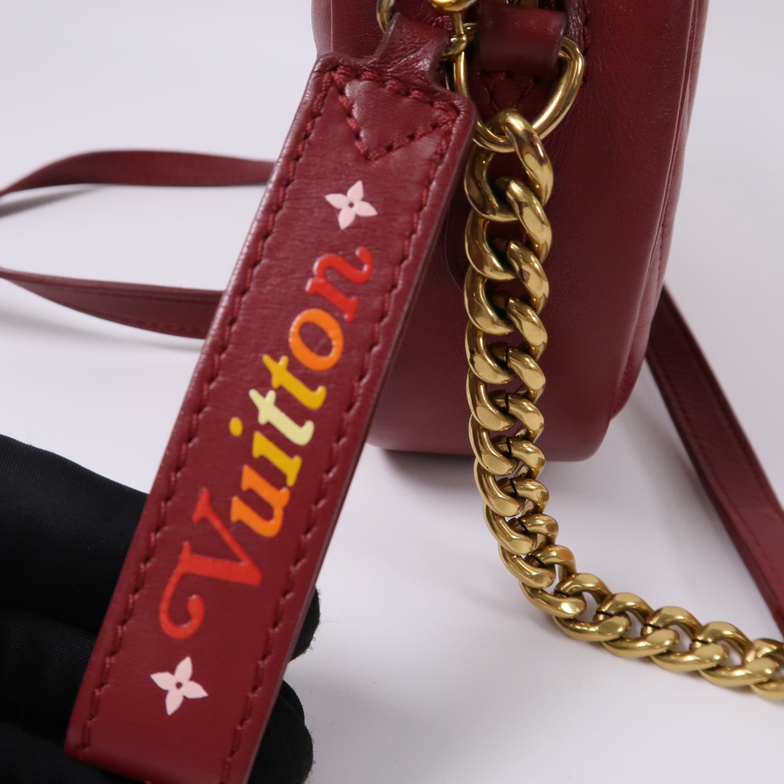 LOUIS VUITTON 牛皮皮革New Wave鏈帶肩背袋
