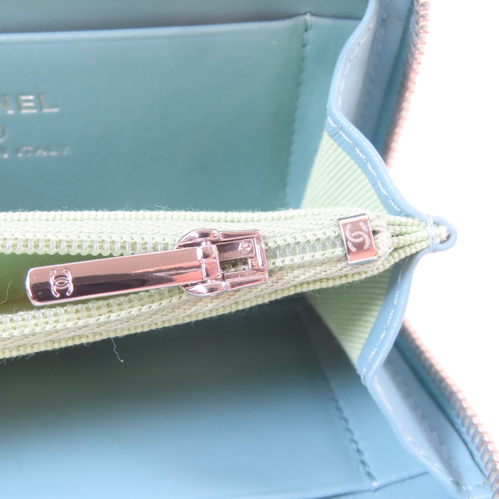 CHANEL 菱格Caviar皮革Round Wallet銀扣錢包綠松石色