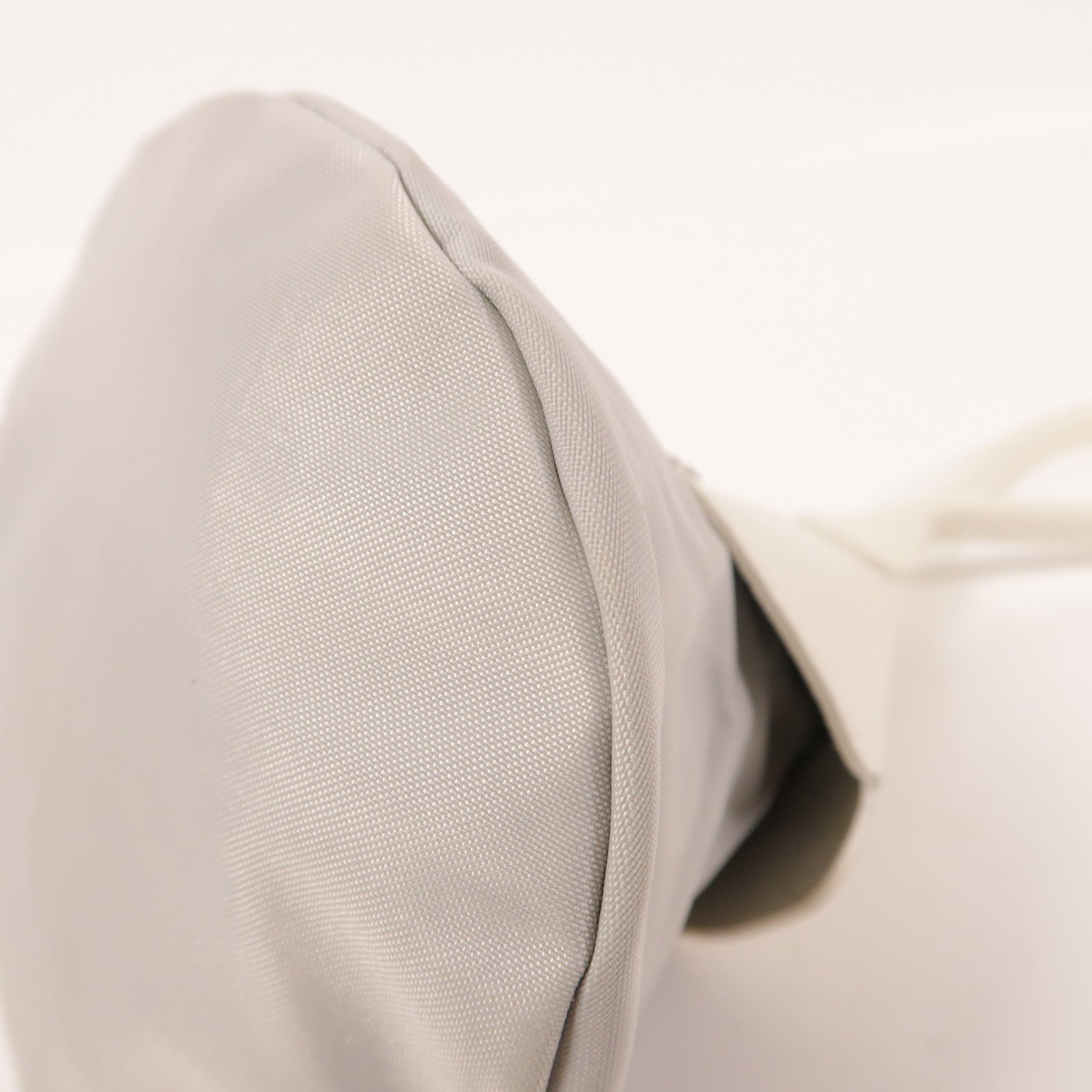 Longchamp 尼龍Hand Bag銀扣手挽袋