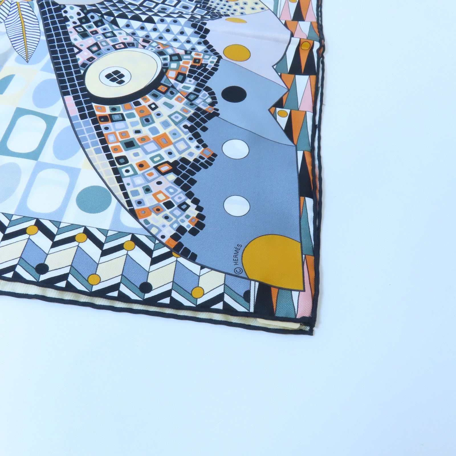HERMES 【限時優惠】絲質Scarf 90x90圍巾黃色/粉紅色/黑色/金色