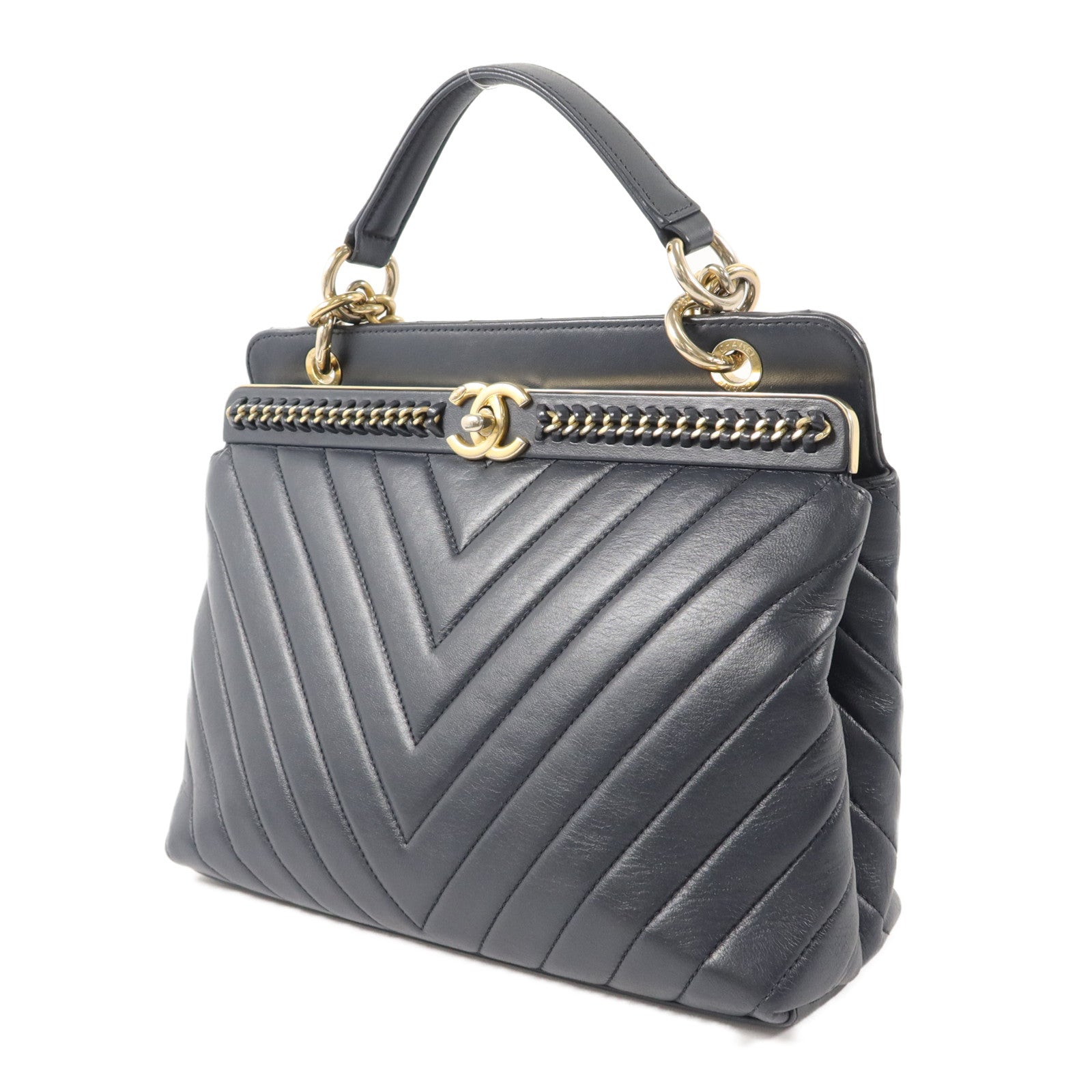 CHANEL 牛皮皮革Chevron V Stitch鏈帶手挽肩背兩用袋