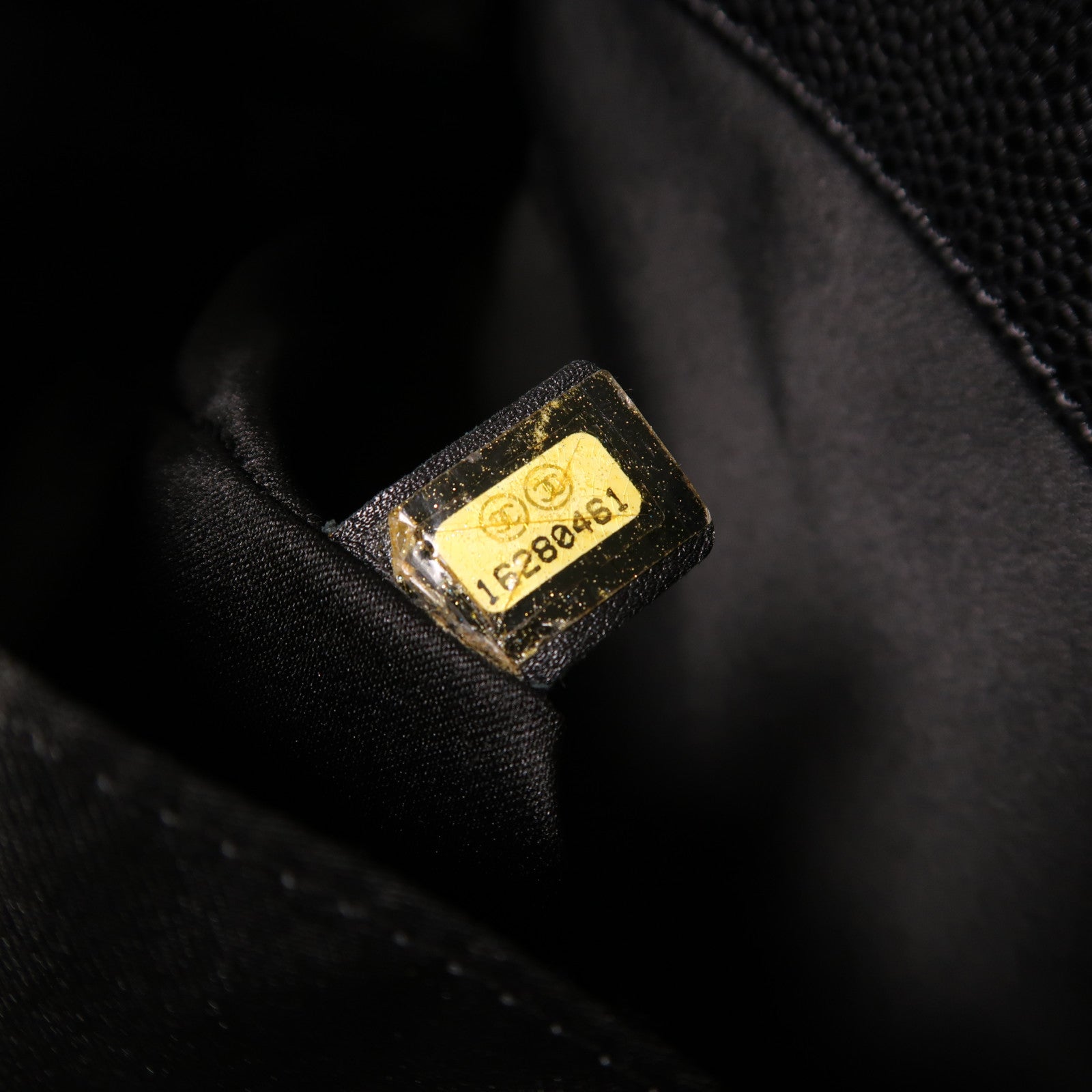 CHANEL 牛皮皮革GST銀扣鏈帶肩背袋黑色