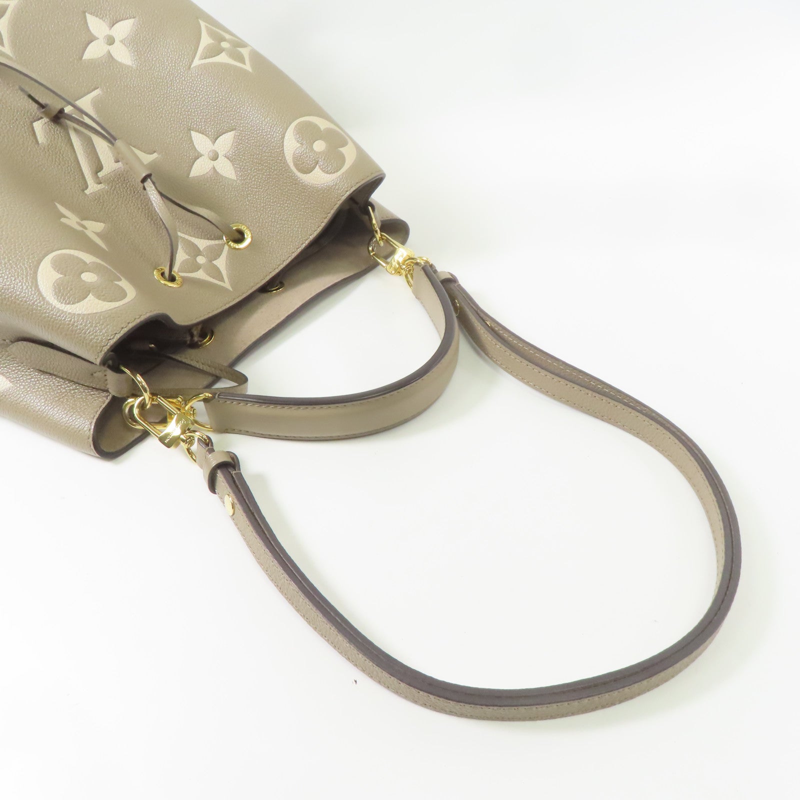 LOUIS VUITTON Monogram Empreinte Neo Noe MM金扣手挽肩背兩用袋米色