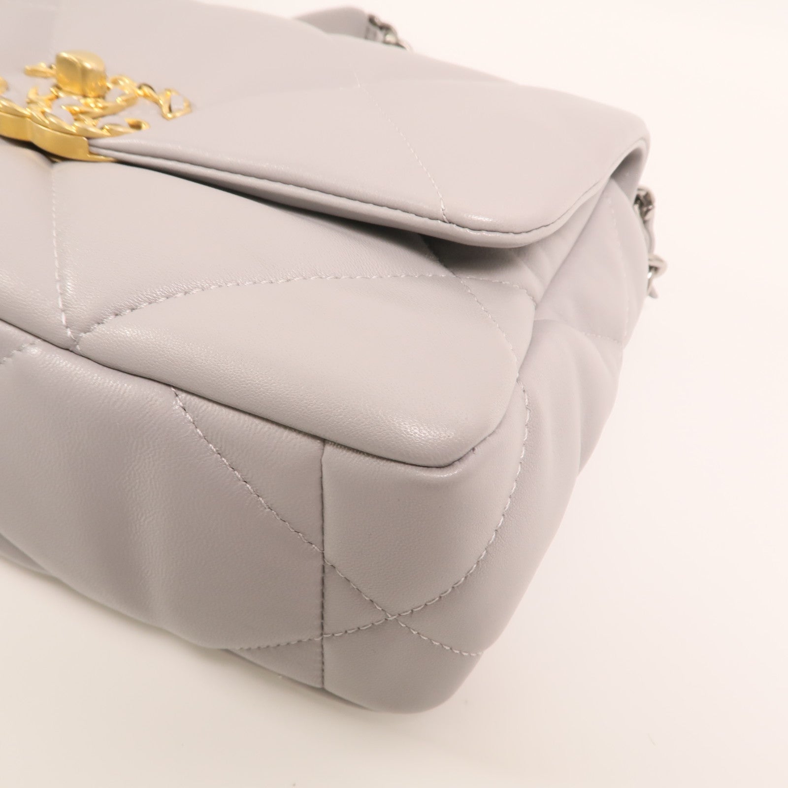 CHANEL 牛皮皮革Chanel 19 Small金扣鏈帶手挽肩背兩用袋
