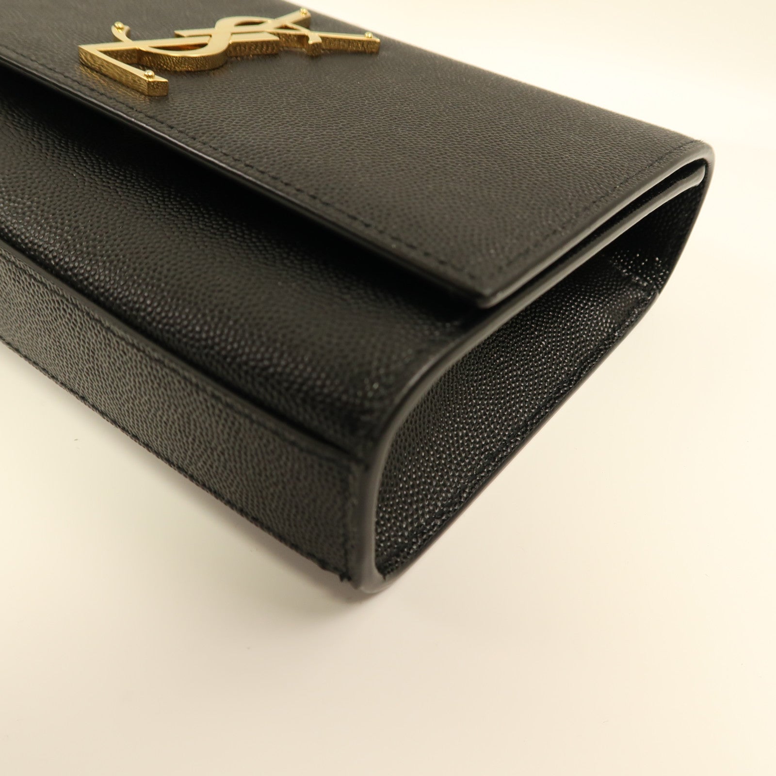 YVES SAINT LAURENT 牛皮皮革Chain Shoulder Bag金扣鏈帶肩背袋黑色