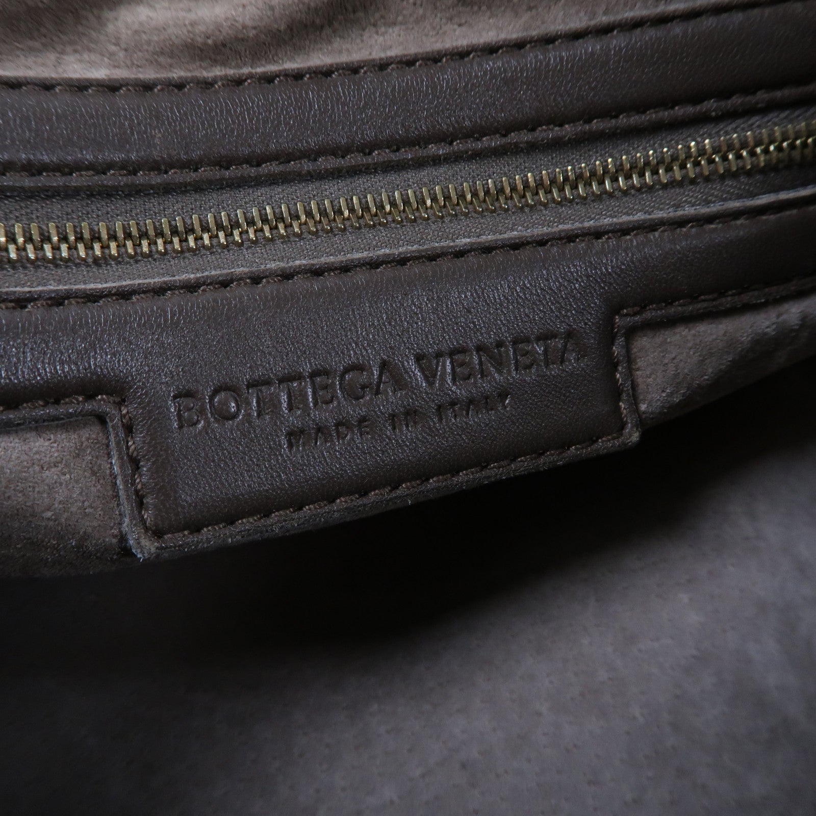 BOTTEGA VENETA 織紋皮革Shoulder Bag金扣肩背袋啡色