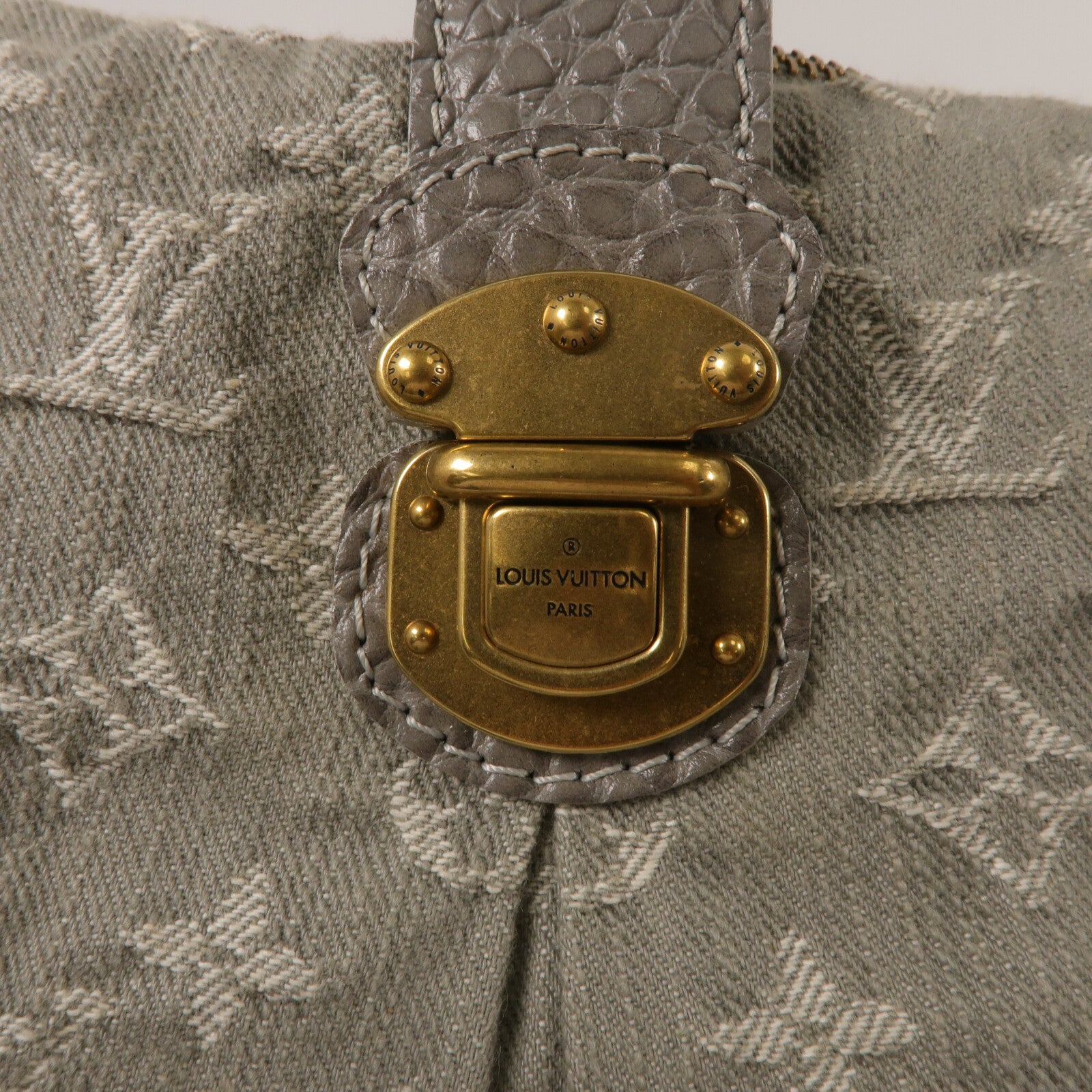 LOUIS VUITTON Mono-Denim Slightly肩背袋