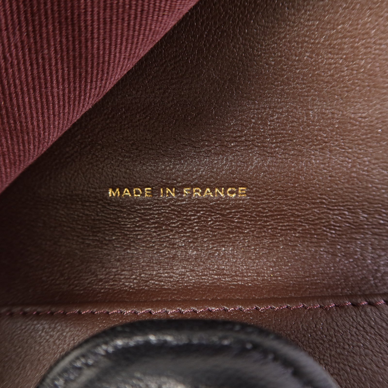 CHANEL 羊皮皮革Trifold Wallet金扣錢包