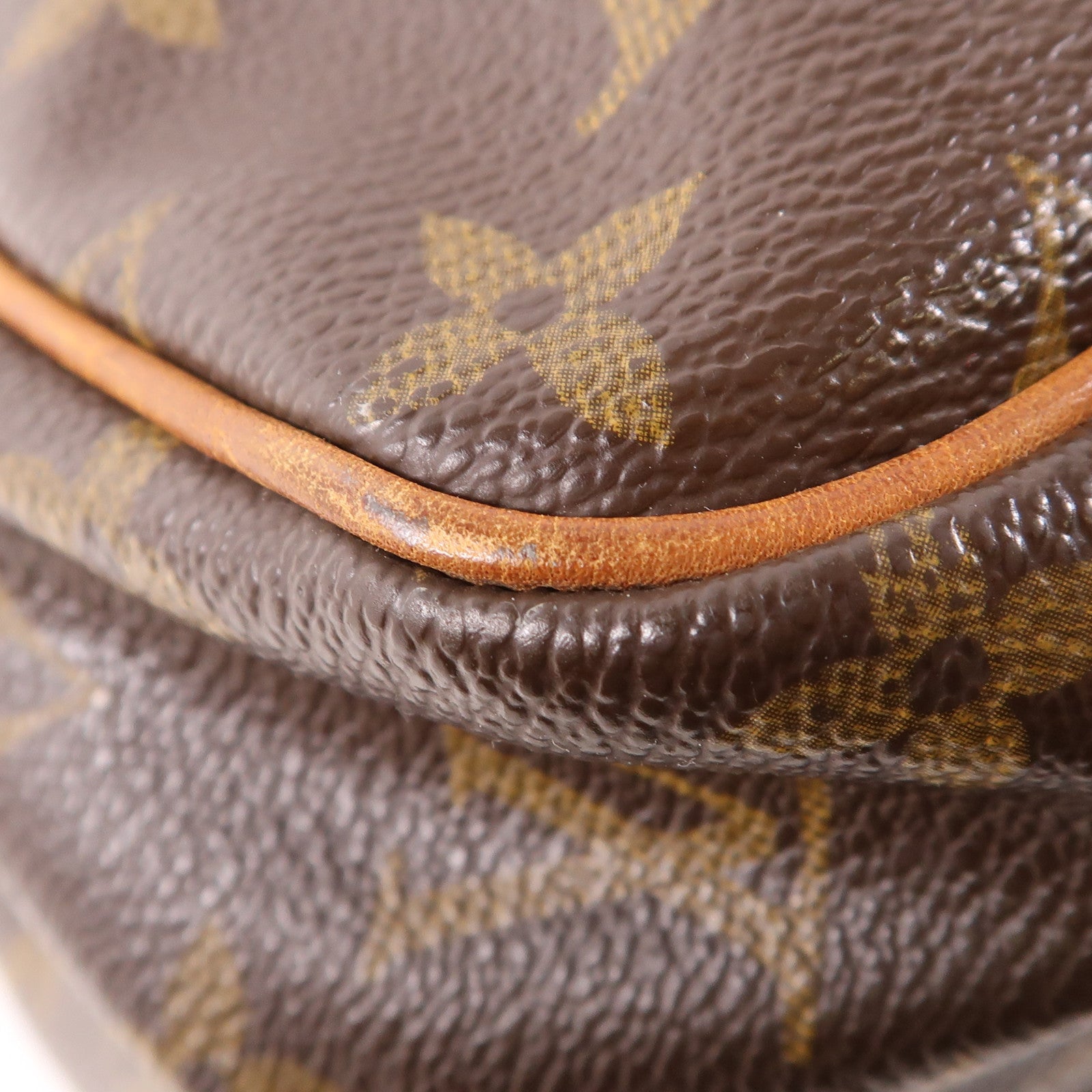 LOUIS VUITTON 【激減優惠】Monogram Batignolles金扣肩背袋