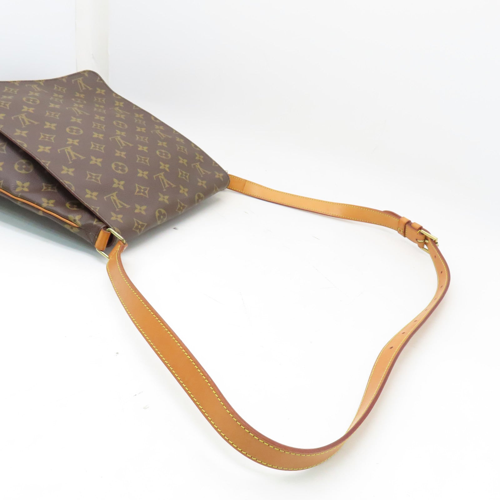 LOUIS VUITTON 【激減優惠】Monogram Musette金扣肩背袋啡色