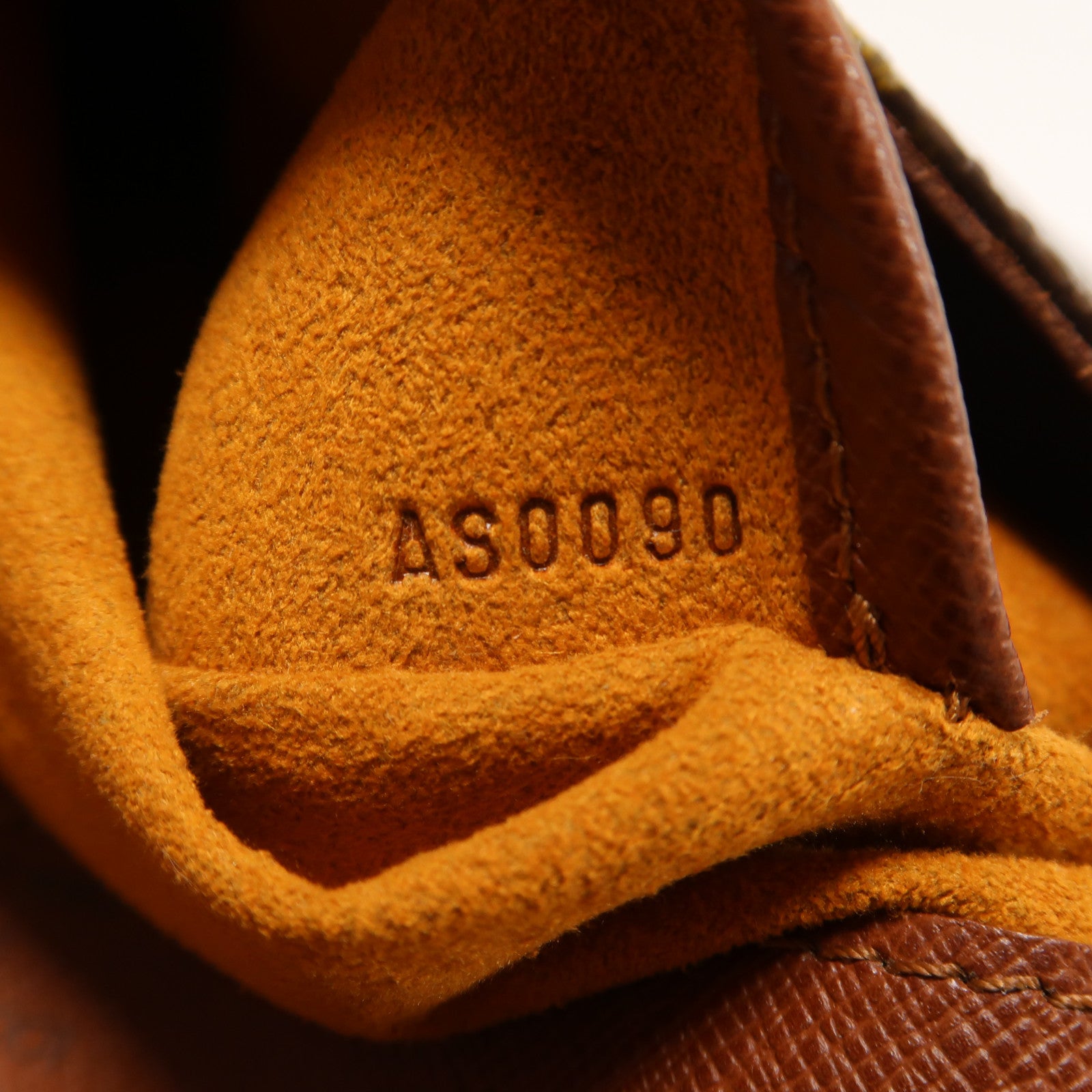 LOUIS VUITTON 【激減優惠】Monogram Musette金扣肩背袋啡色