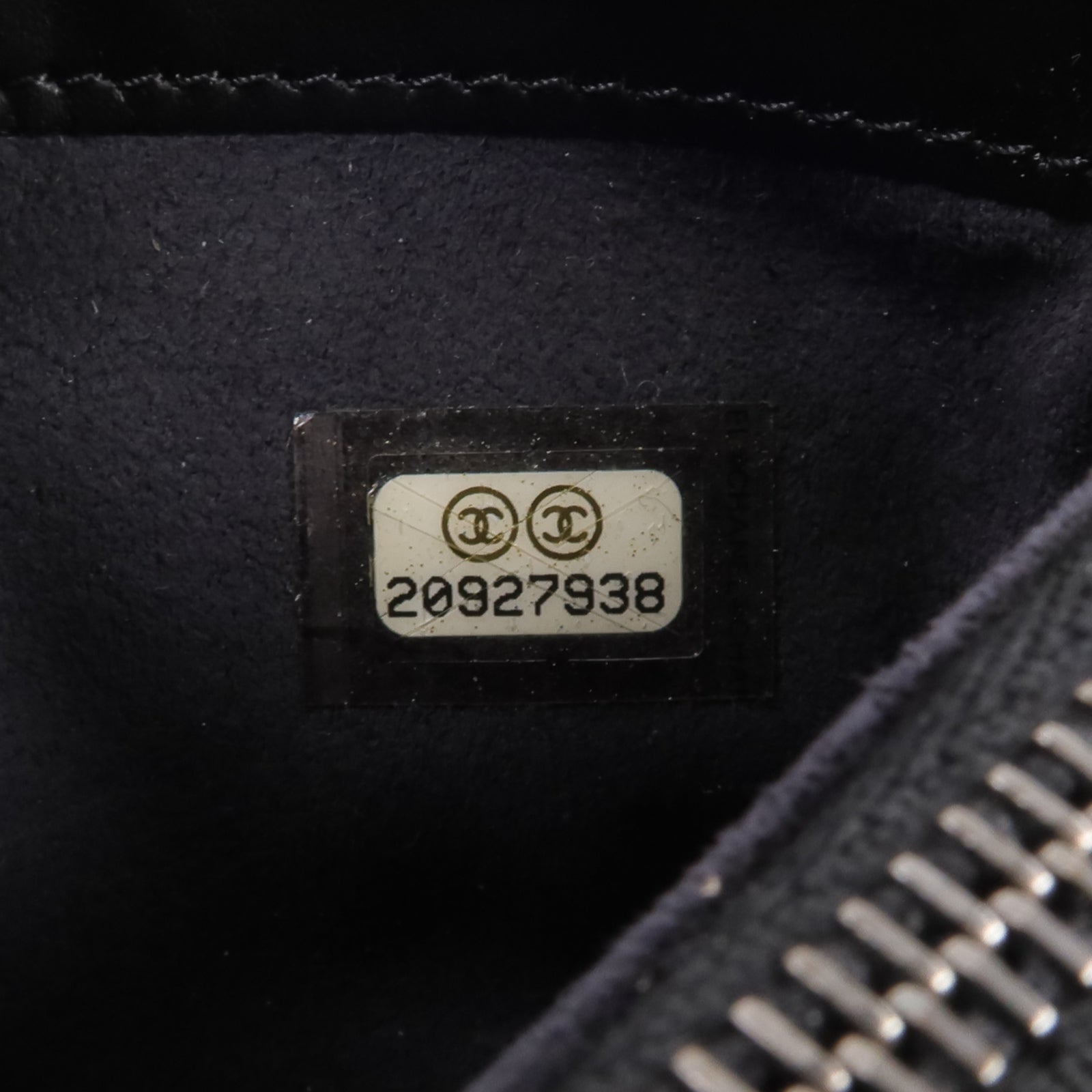 CHANEL 牛皮皮革CC O-Mini Phone Pouch零錢包