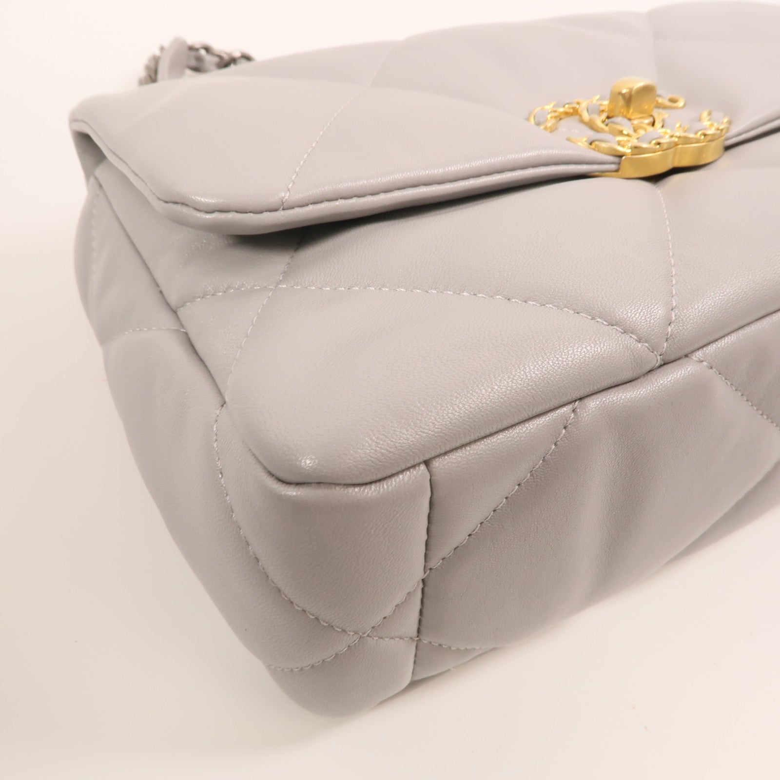 CHANEL 牛皮皮革Chanel 19 Small金扣鏈帶手挽肩背兩用袋