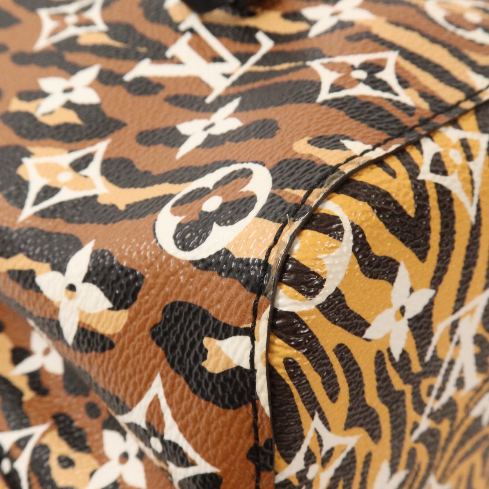 LOUIS VUITTON Monogram Jungle NeoNoe MM肩背袋