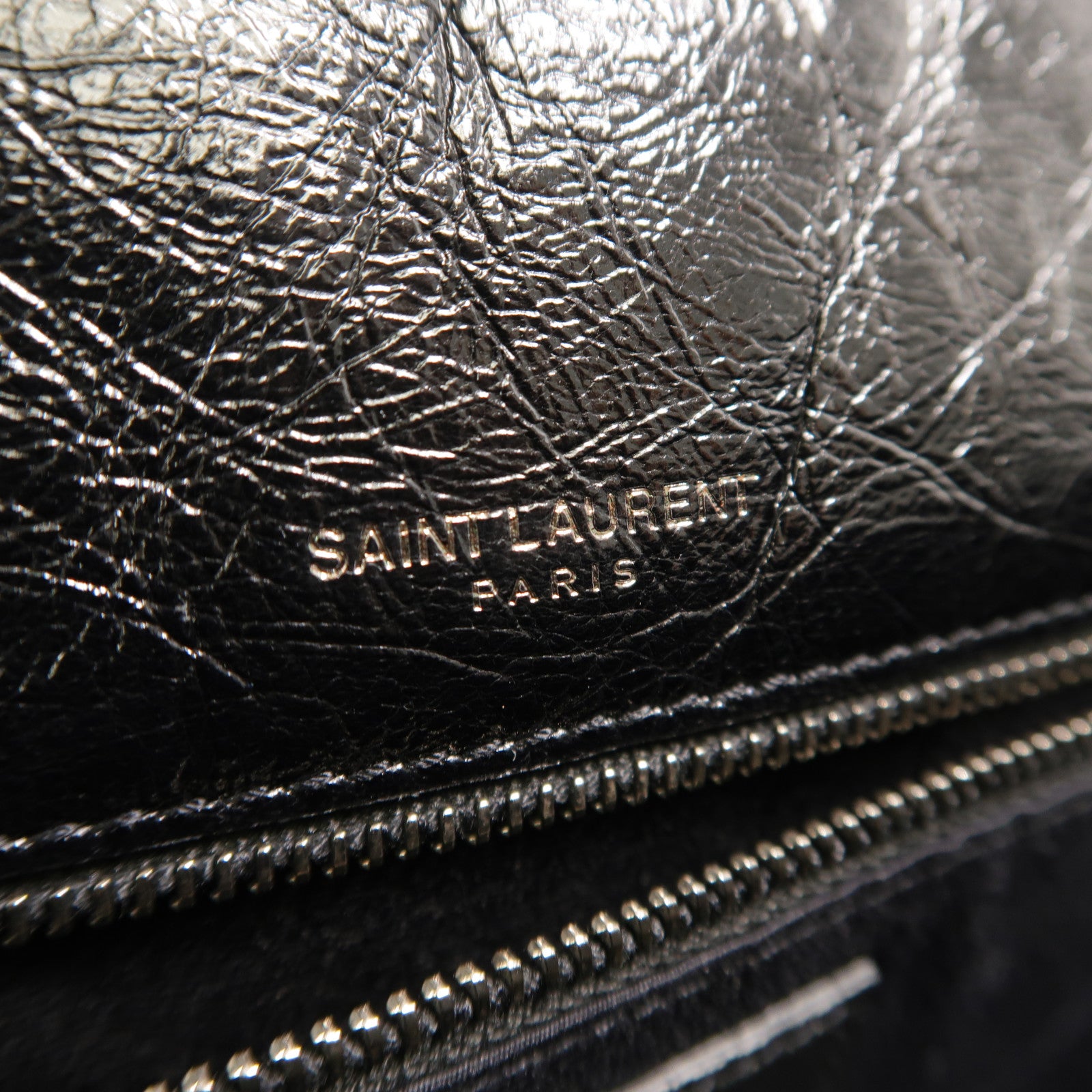 SAINT LAURENT 牛皮皮革Niki Medium鏈帶肩背袋