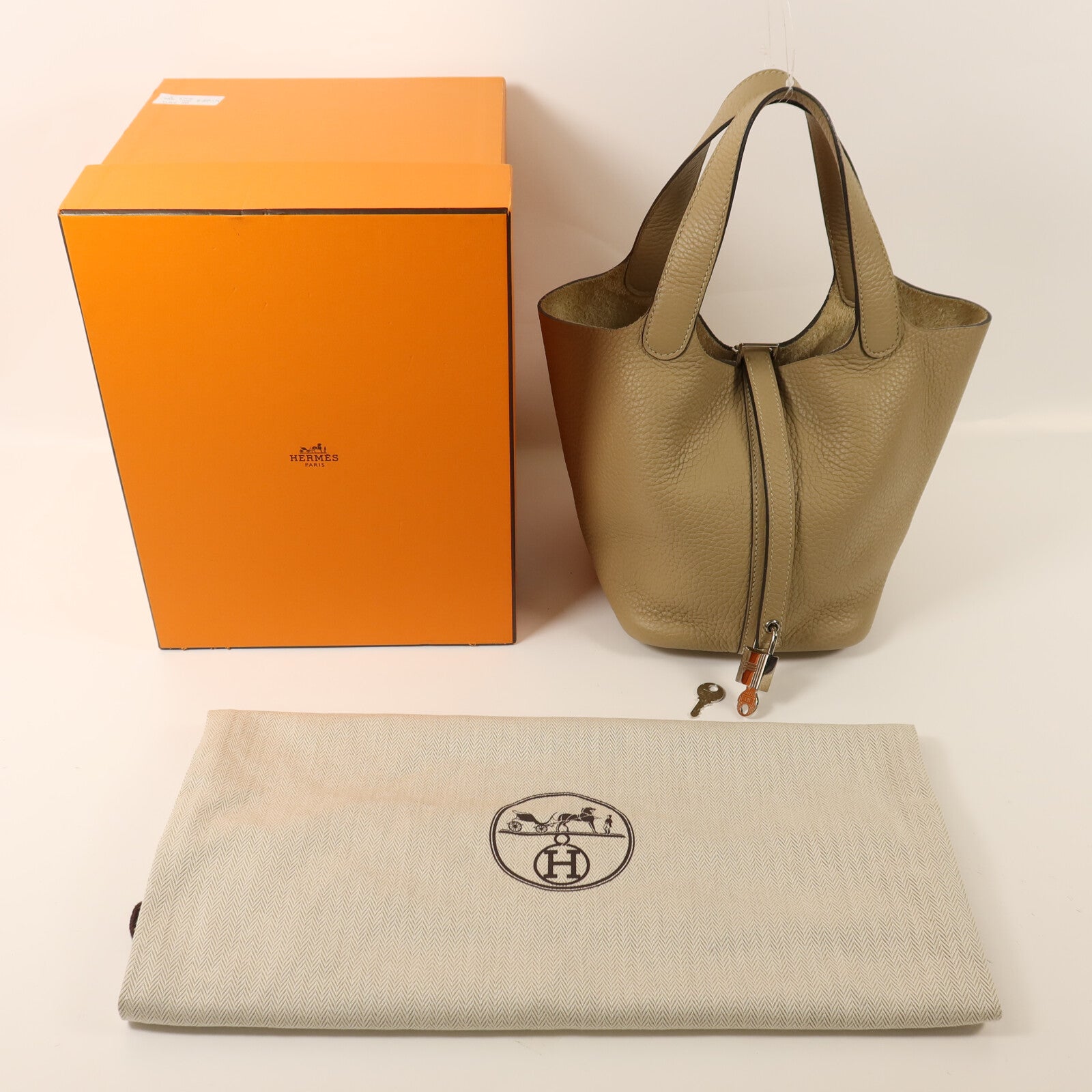 HERMES Clemence皮革Picotin PM銀扣手挽袋Trench