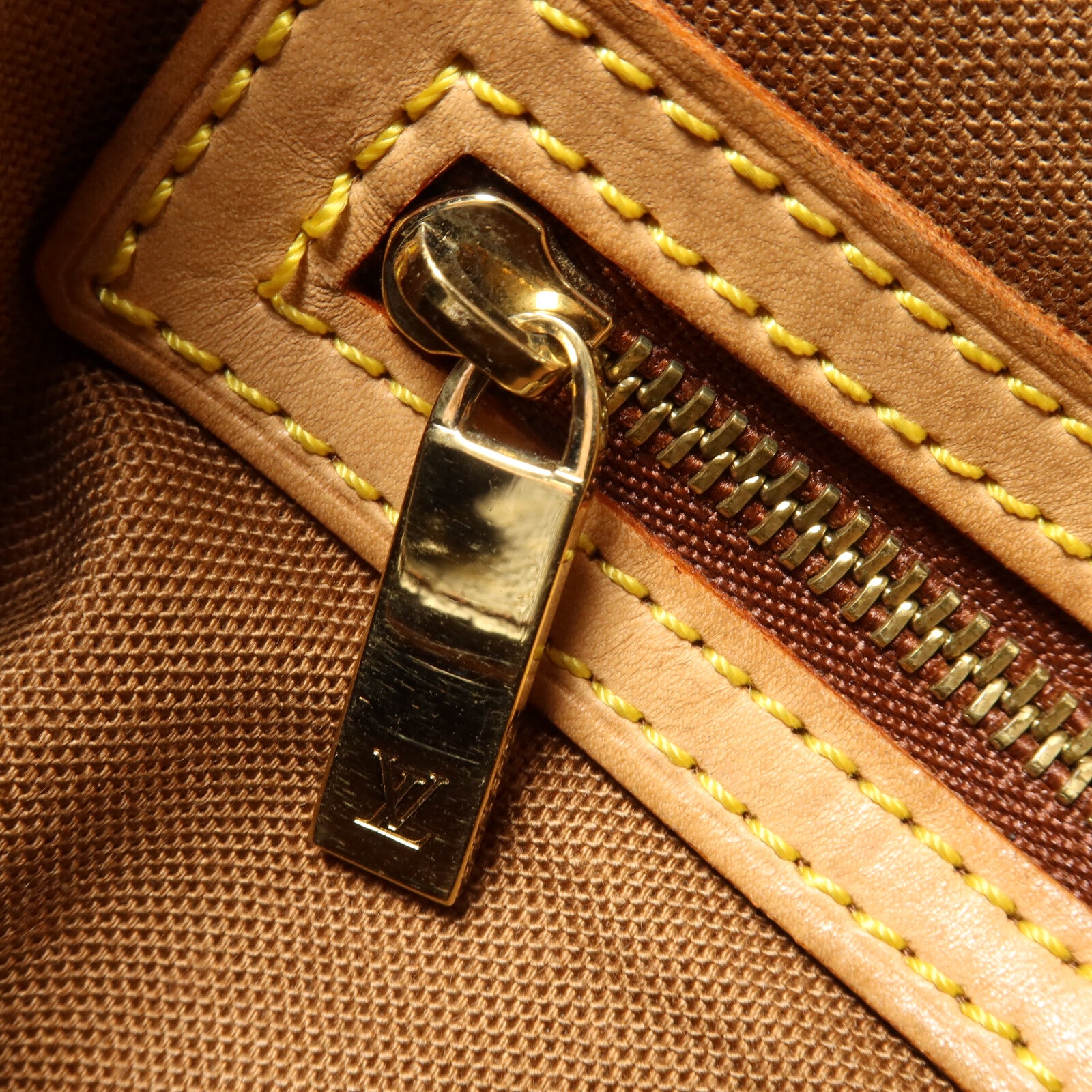 LOUIS VUITTON Monogram Mini Looping肩背袋