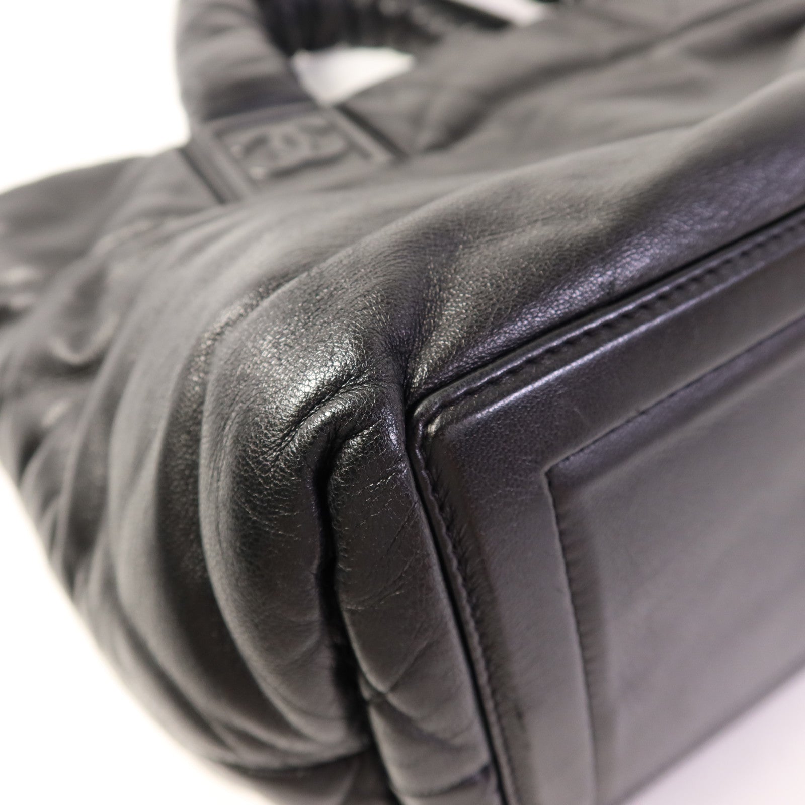 CHANEL 尼龍Coco Cocoon銀扣手挽袋