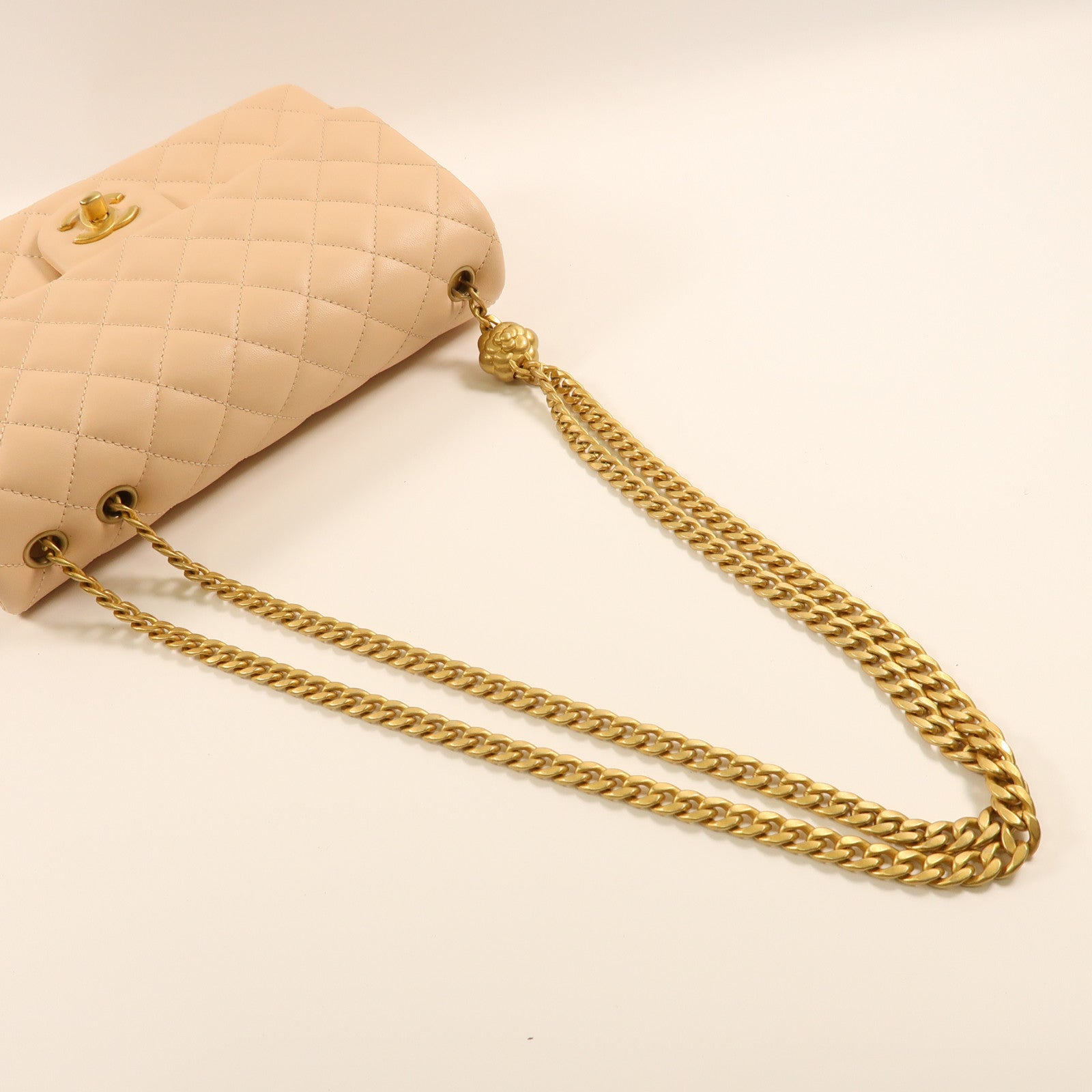 CHANEL 菱格羊皮皮革Chain Shoulder金扣鏈帶肩背袋粉紅色