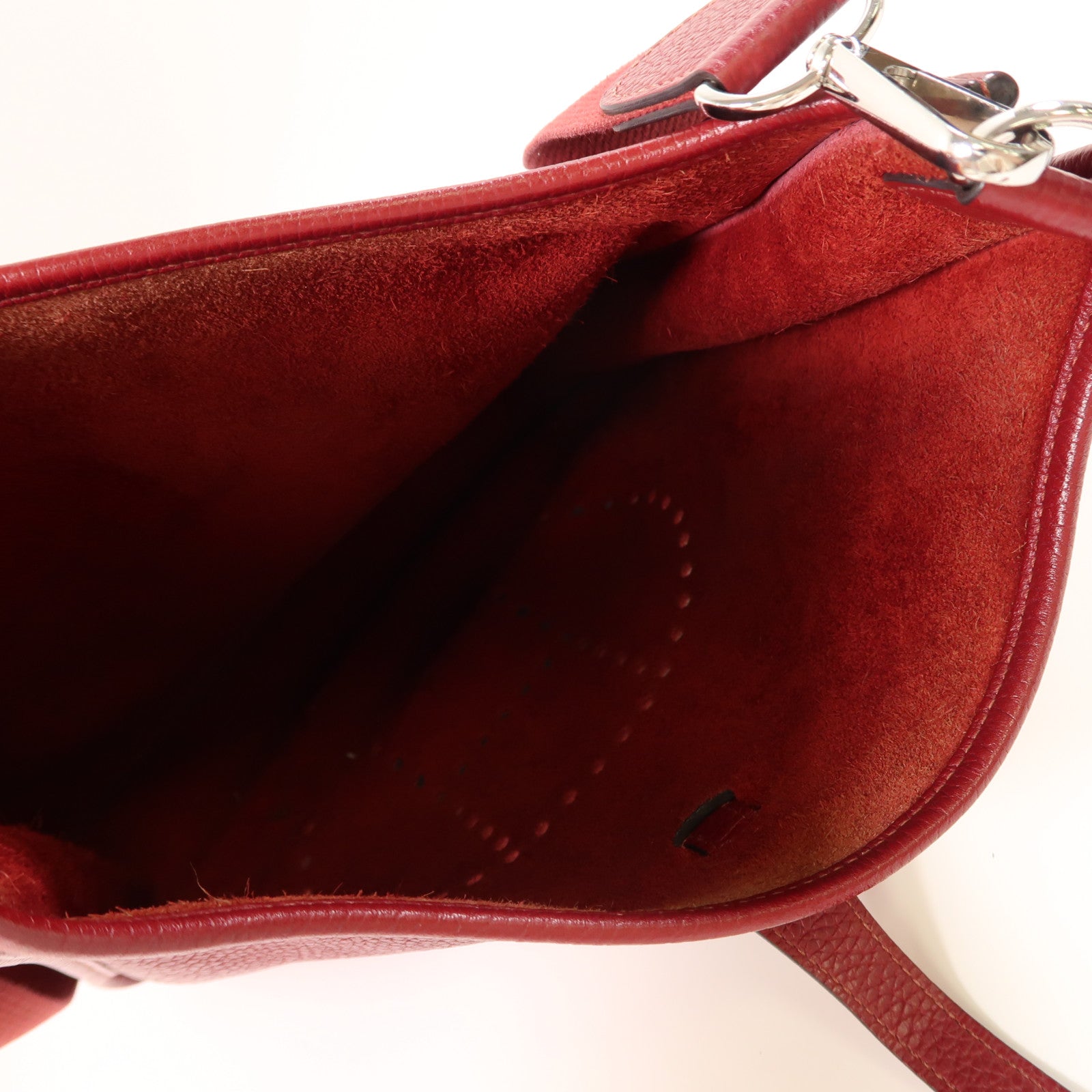 HERMES Clemence皮革Evelyne PM銀扣肩背袋Rubis