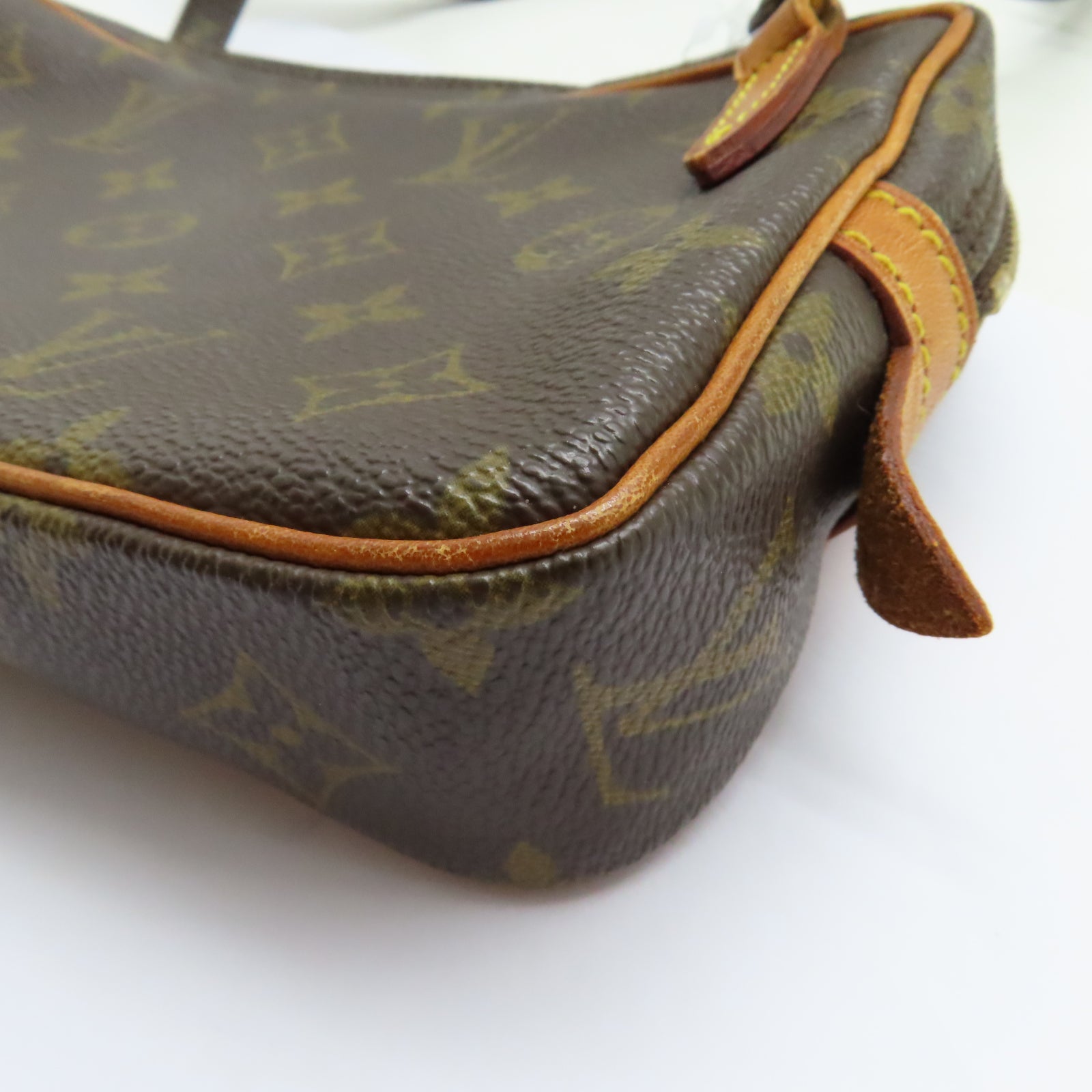 LOUIS VUITTON Monogram Pochette Marly Bandouliere金扣肩背袋啡色