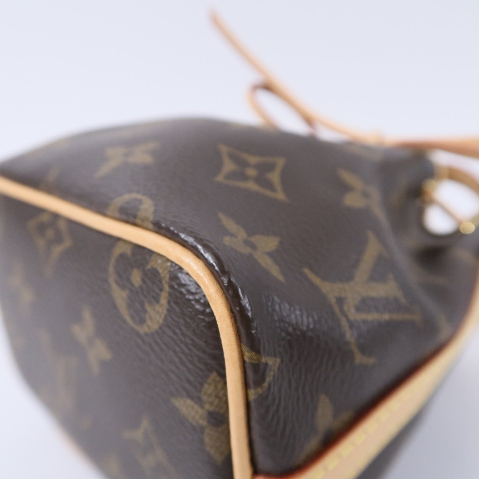 LOUIS VUITTON Monogram Nano Noe肩背袋