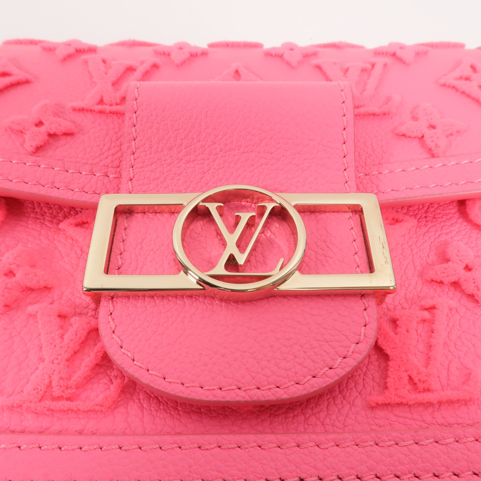 LOUIS VUITTON Monogram Tufted Mini Dauphine肩背袋