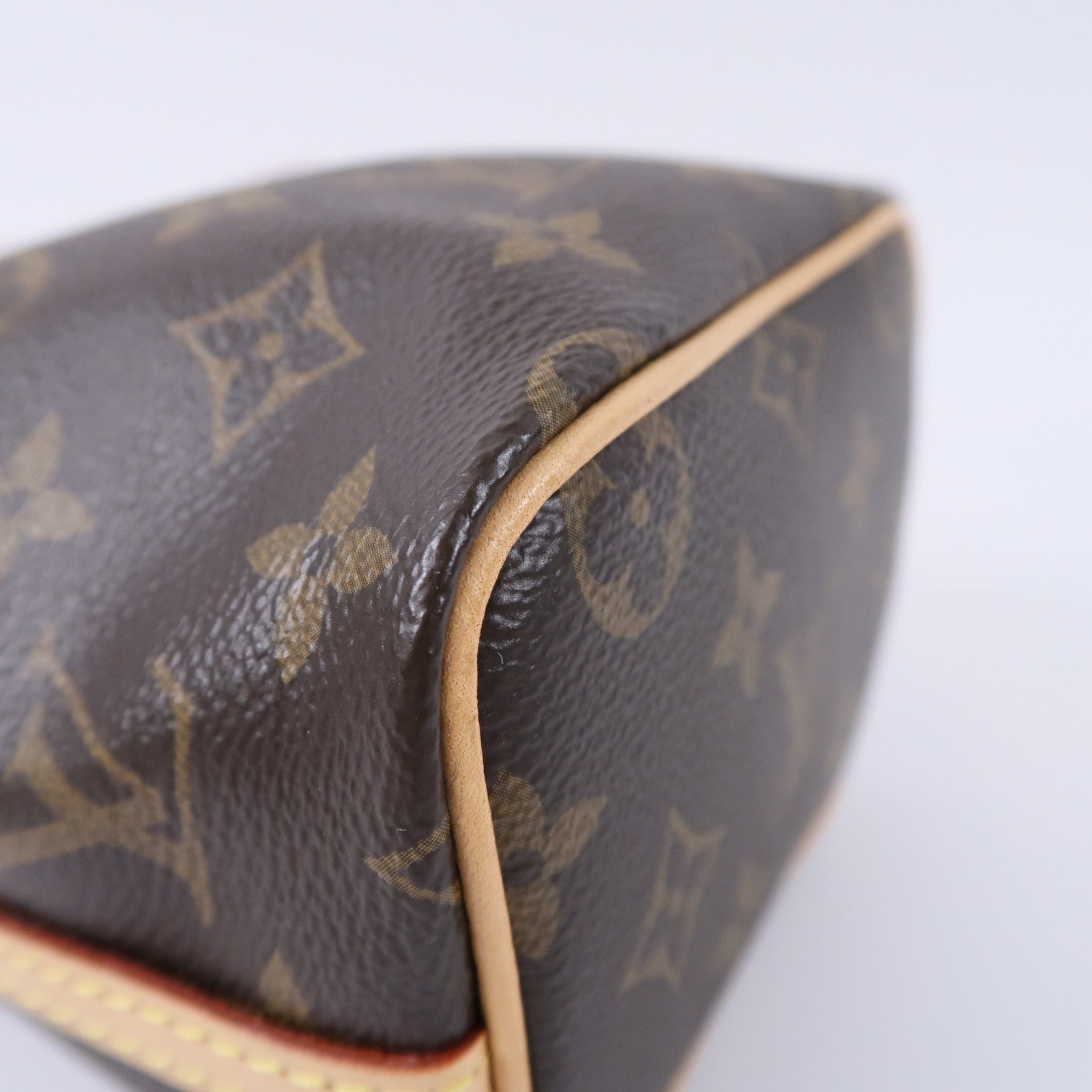 LOUIS VUITTON Monogram Nano Noe肩背袋