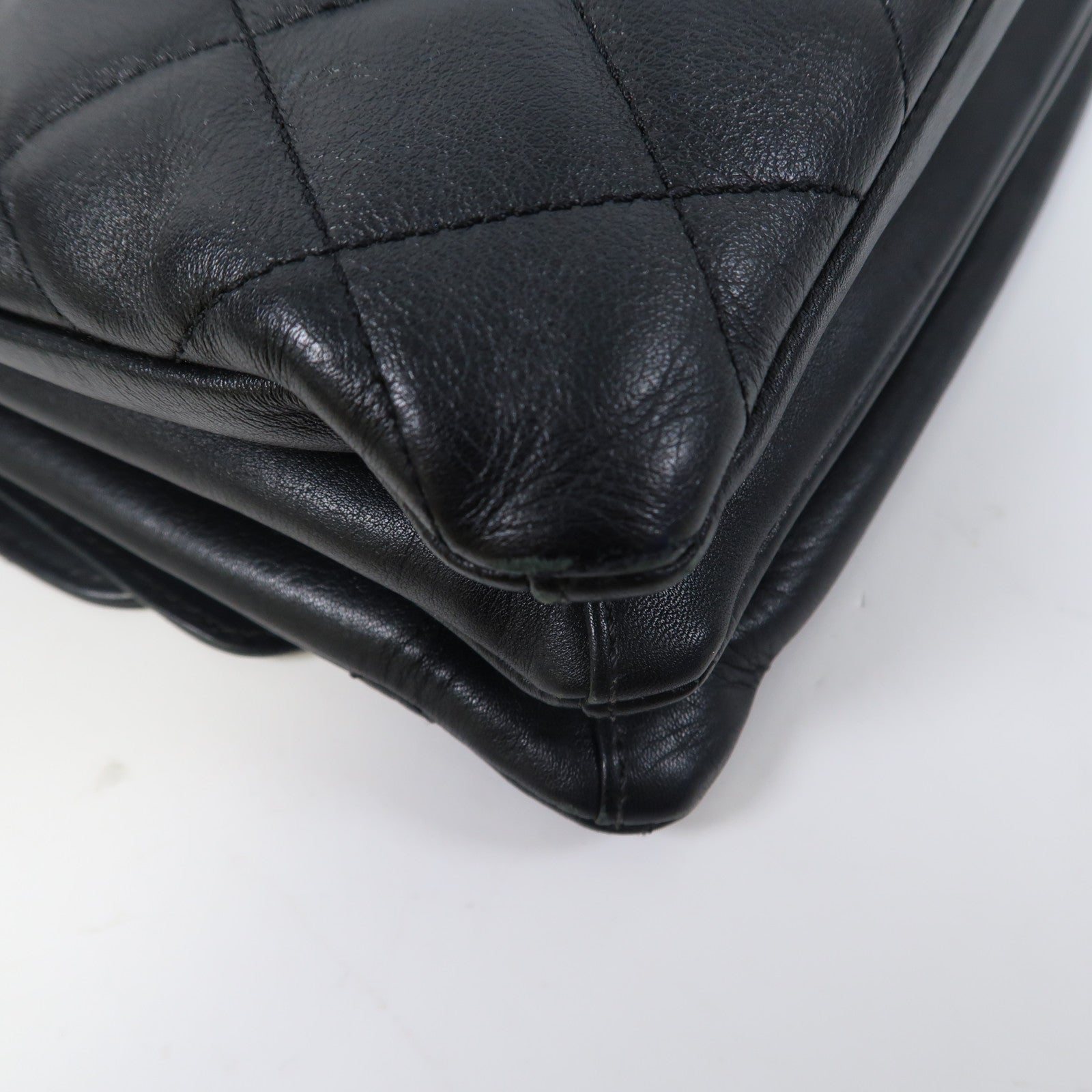CHANEL 菱格牛皮皮革Chain Shoulder Bag銀扣鏈帶肩背袋黑色