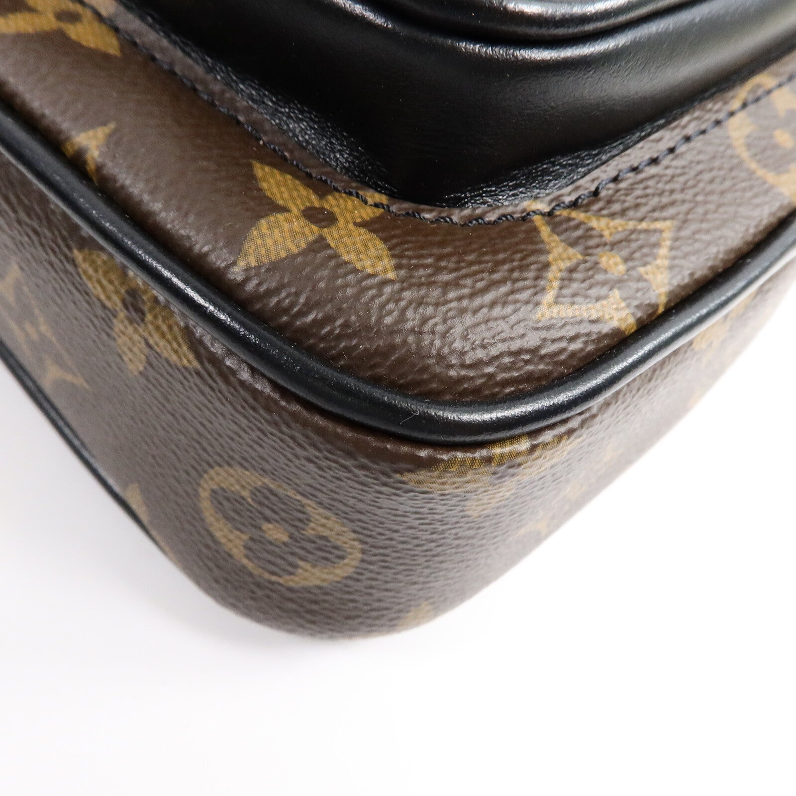 LOUIS VUITTON Monogram Macassar Christopher Wearable Wallet肩背袋