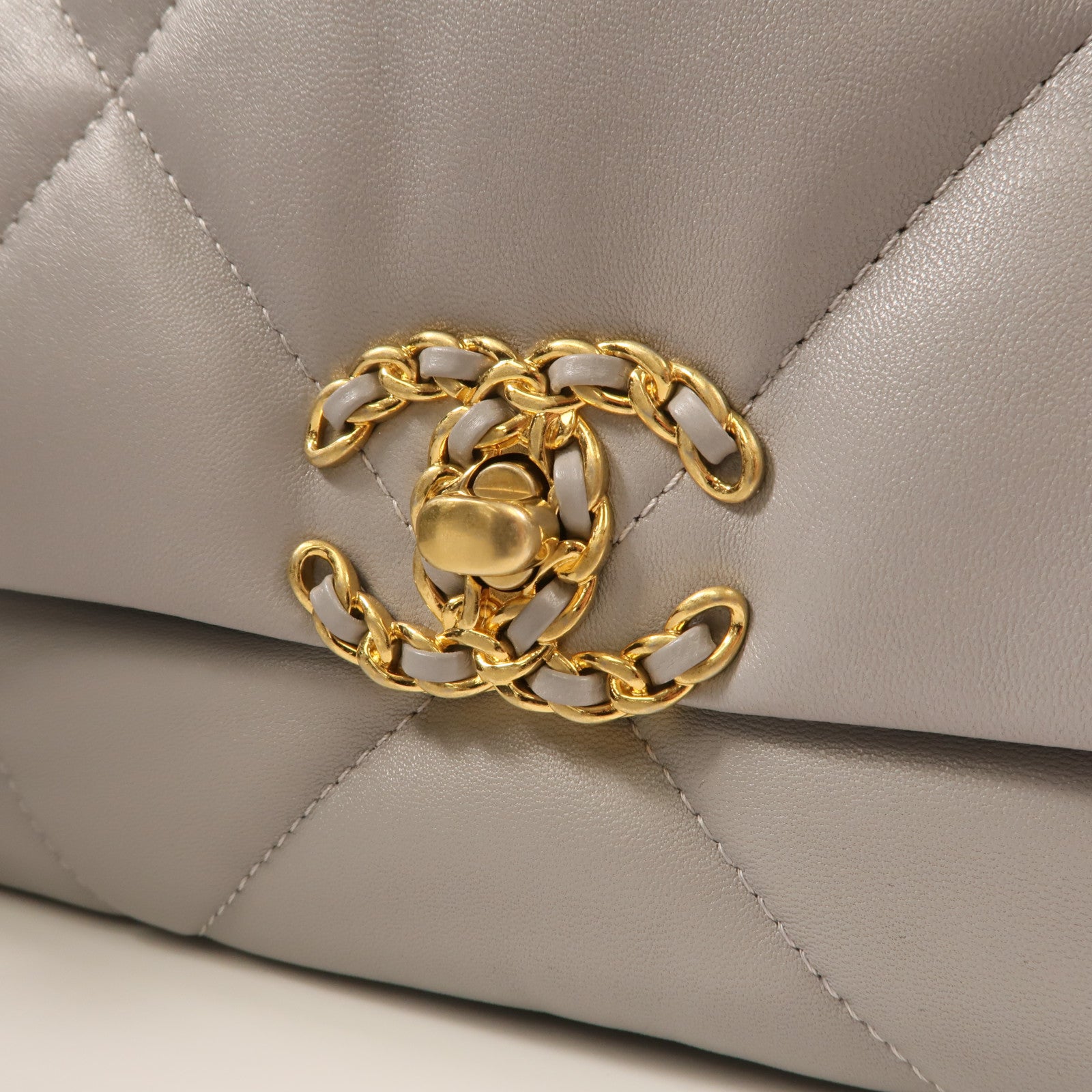 CHANEL 牛皮皮革Chanel 19 Small金扣鏈帶手挽肩背兩用袋