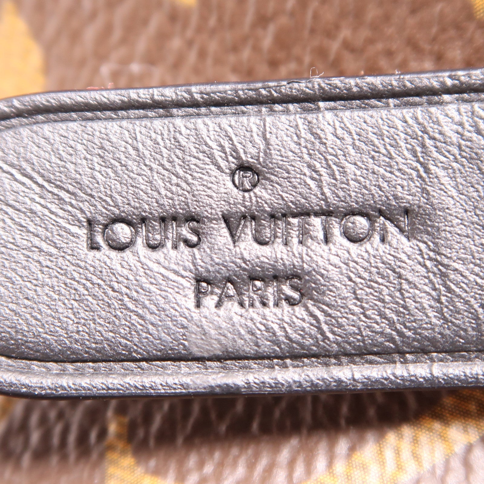LOUIS VUITTON Monogram Neo Noe MM金扣肩背袋棕色