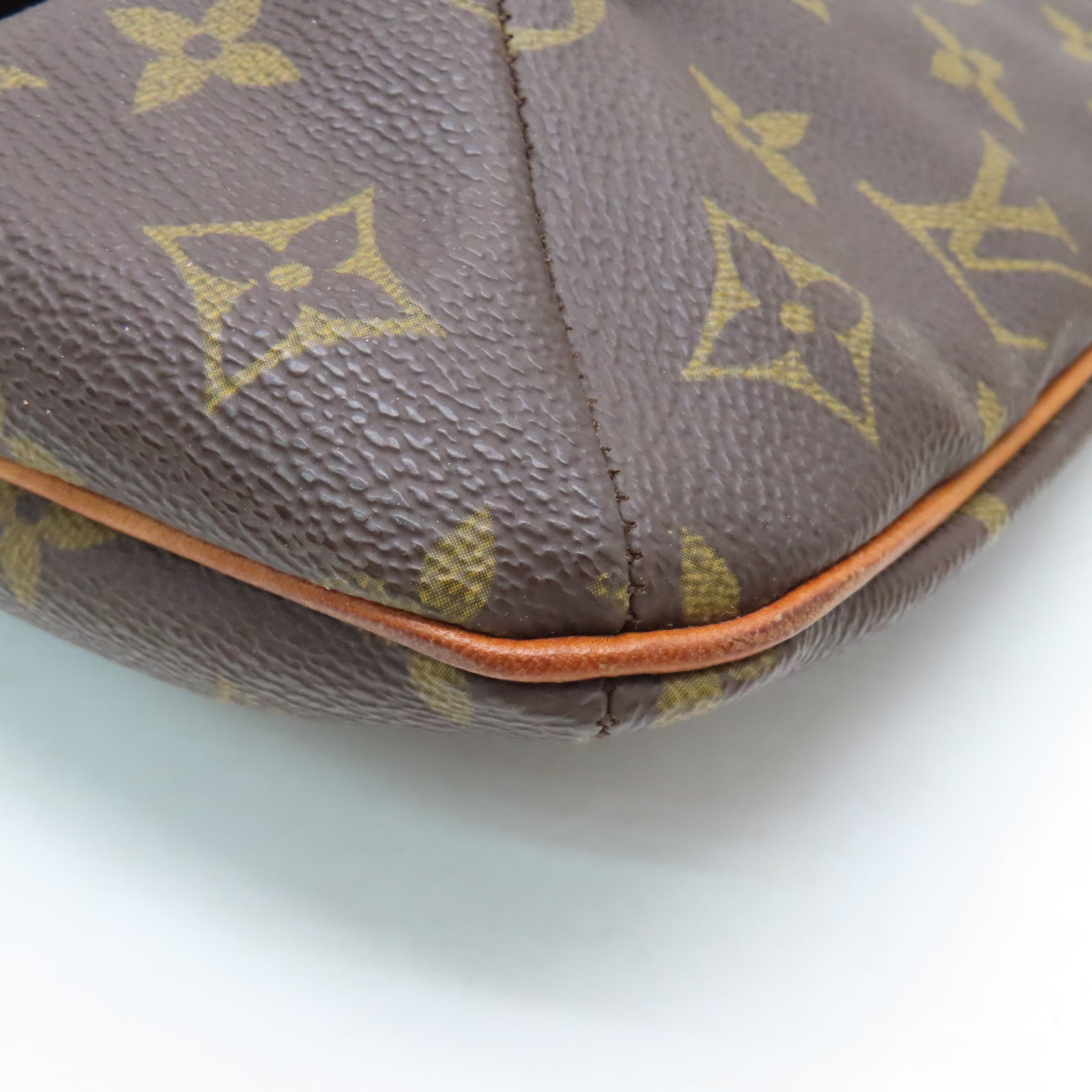LOUIS VUITTON 【激減優惠】Monogram Musette金扣肩背袋啡色