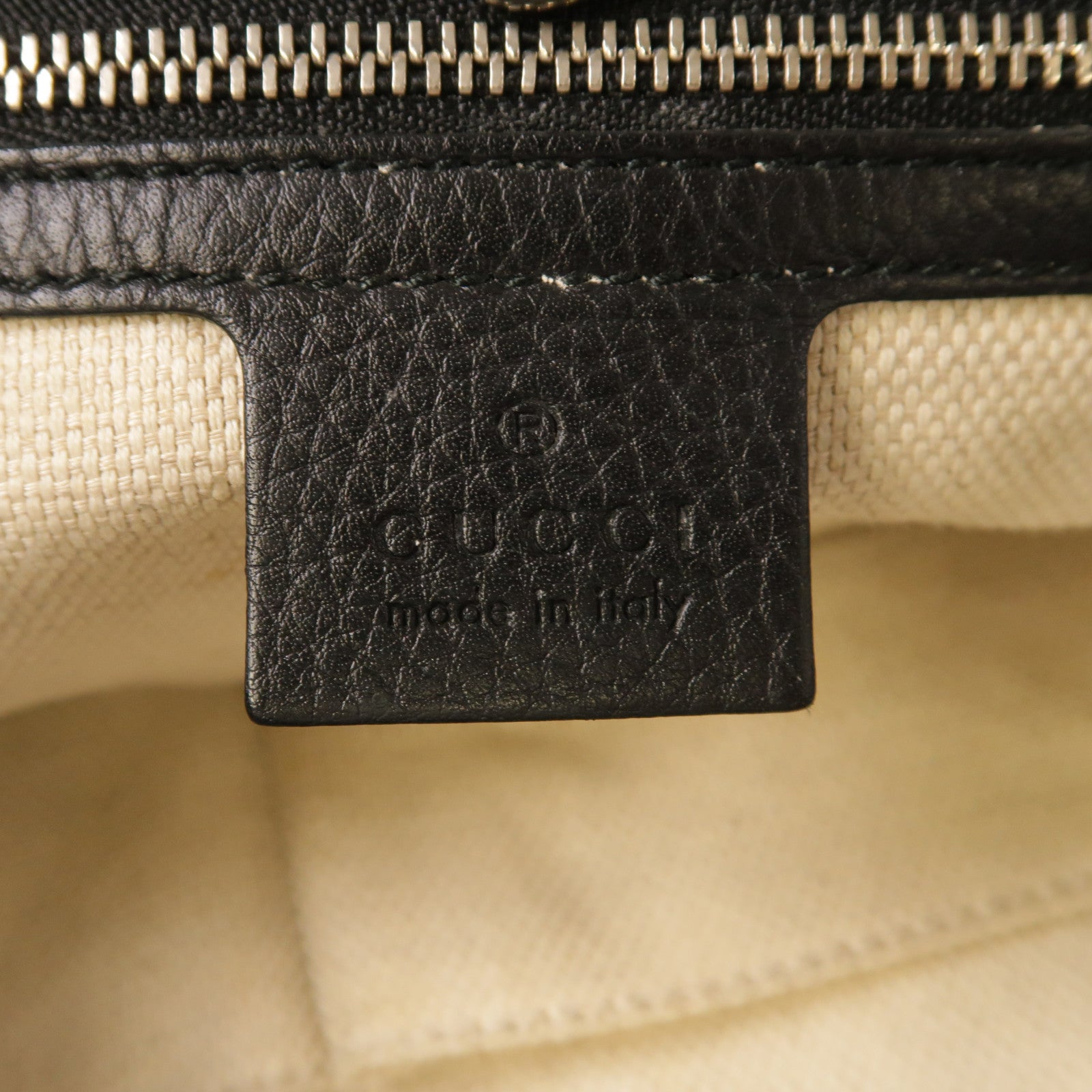 GUCCI 牛皮皮革Shoulder Bag銀扣鏈帶肩背袋黑色