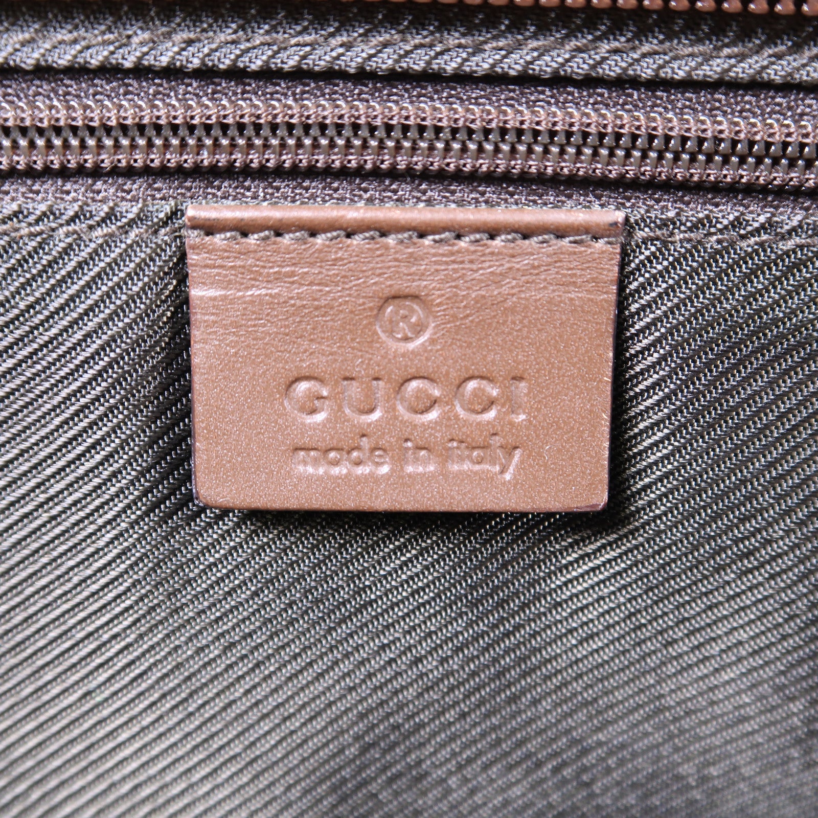 GUCCI 帆布Shoulder Bag銀扣肩背袋啡色