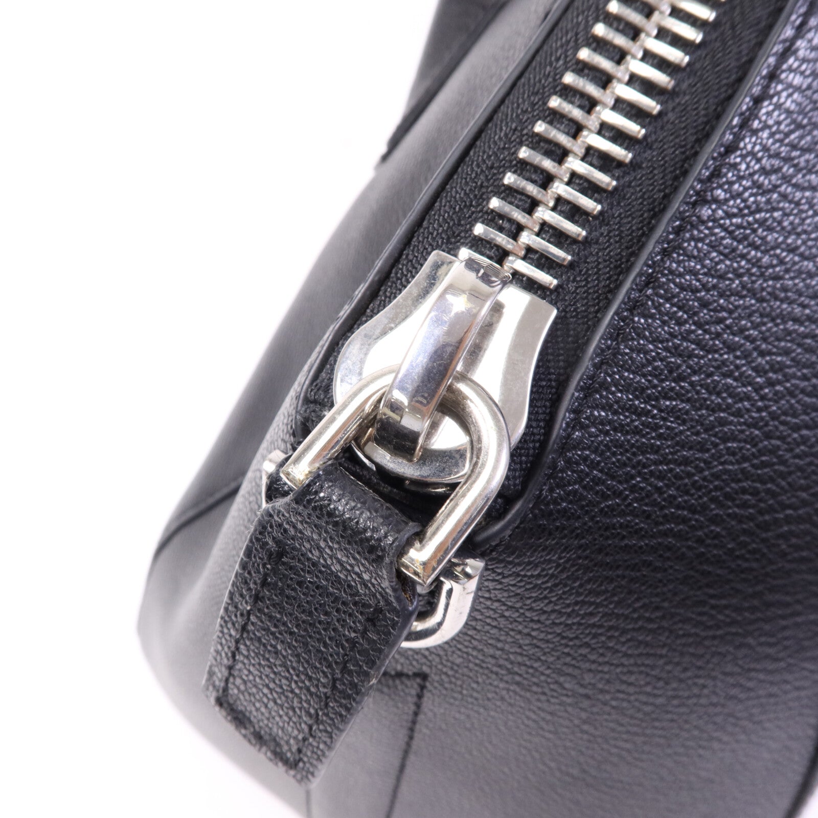 GIVENCHY 牛皮皮革Antigona GM銀扣手挽肩背兩用袋