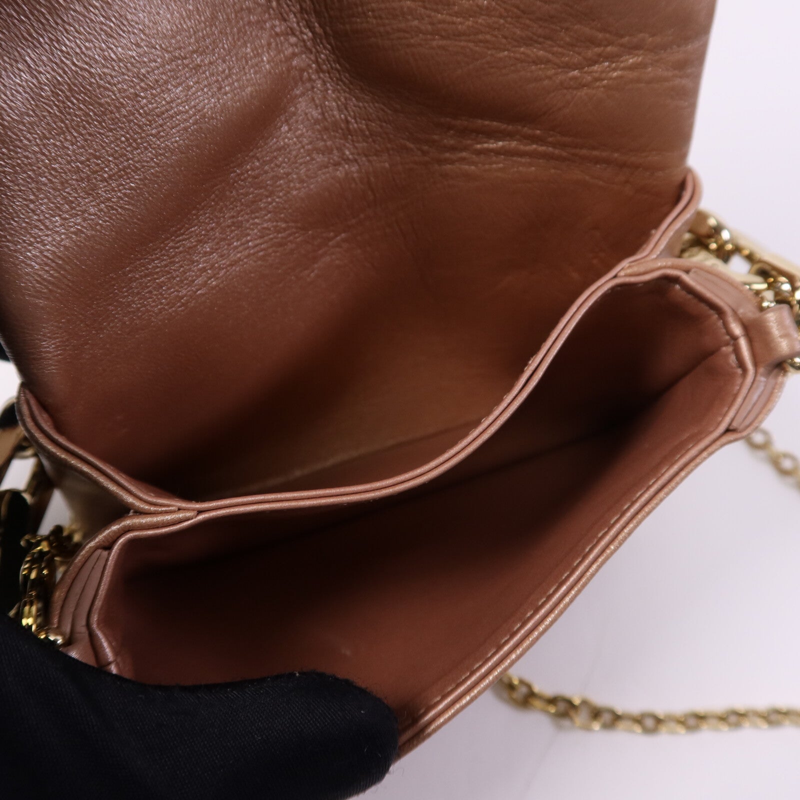 LOUIS VUITTON Monogram Embossed Coussin Belt Bag金扣鏈帶手挽肩背兩用袋