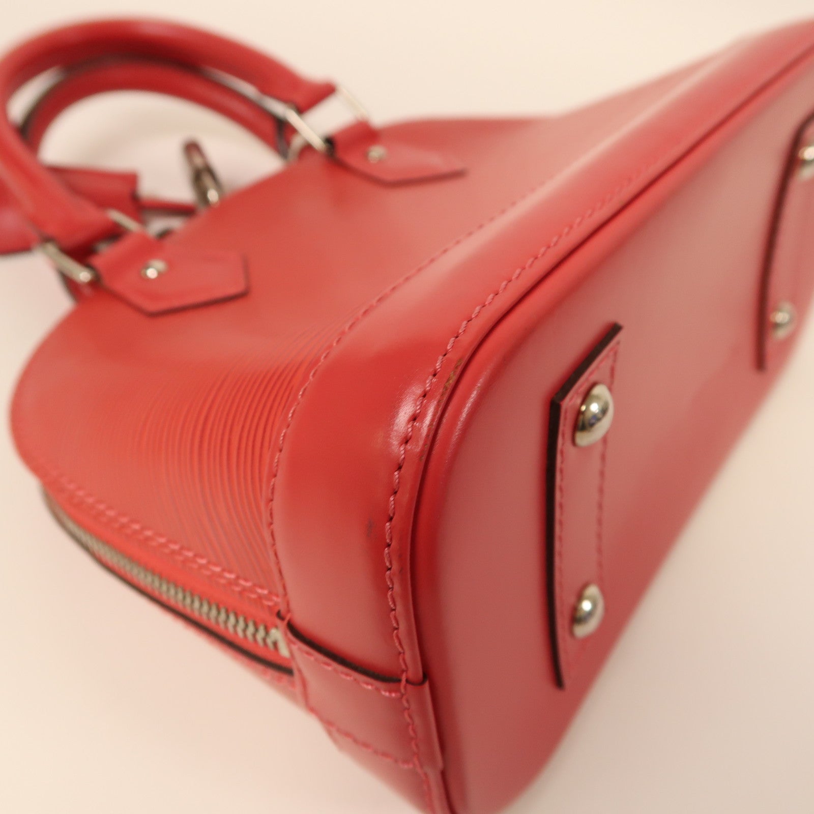LOUIS VUITTON Epi Alma BB銀扣手挽肩背兩用袋紅色