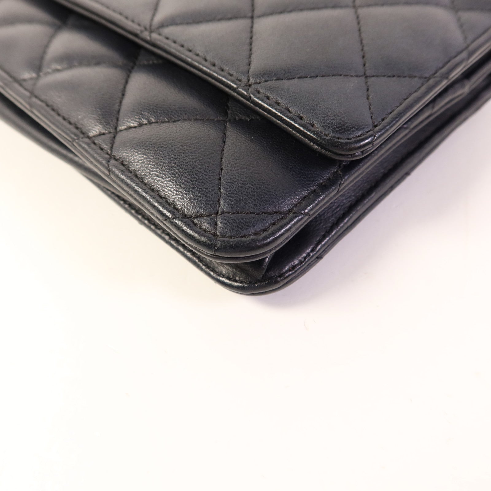 CHANEL 皮革WOC Wallet On Chain銀扣鏈帶肩背袋