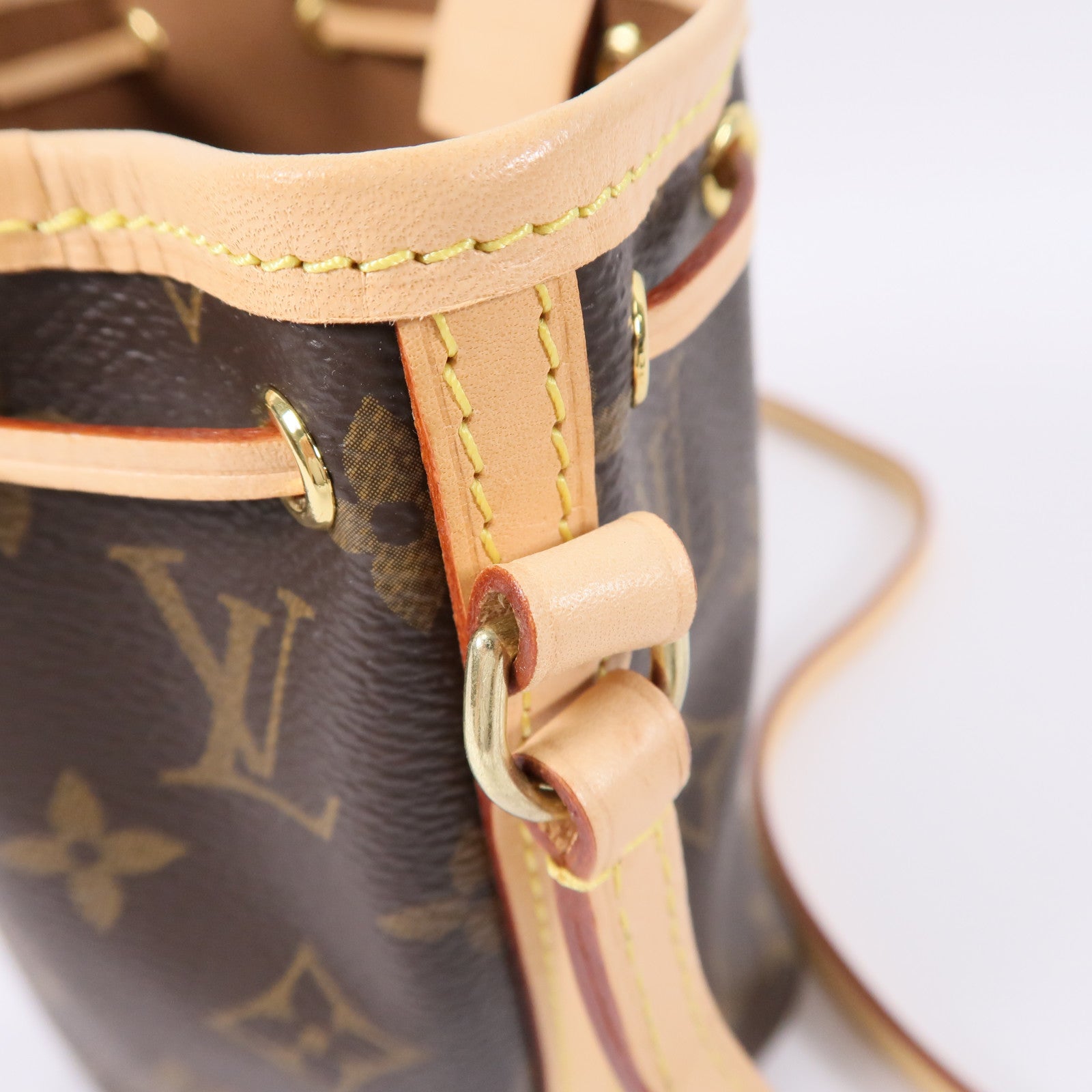 LOUIS VUITTON Monogram Nano Noe肩背袋