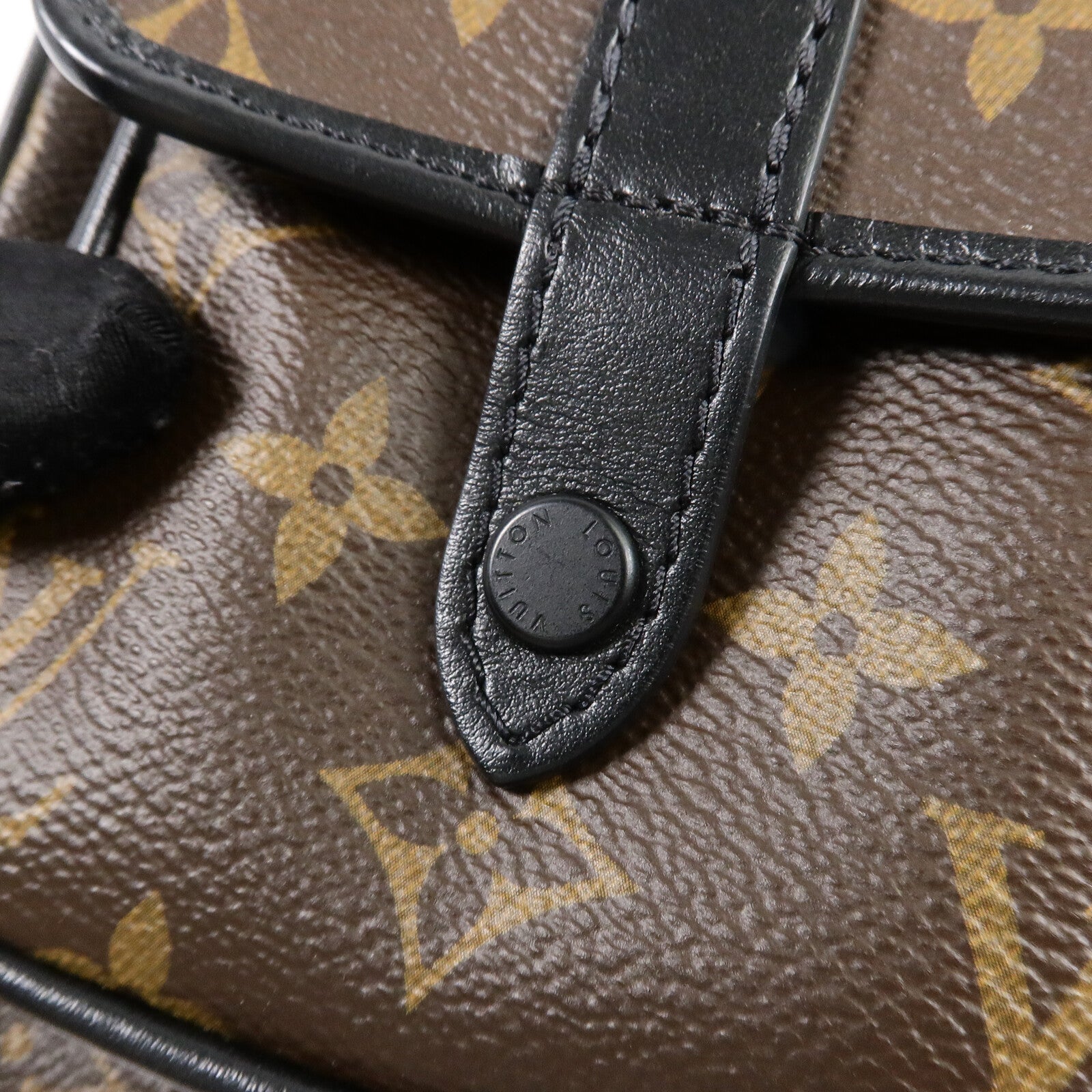 LOUIS VUITTON Monogram Macassar Christopher Wearable Wallet肩背袋
