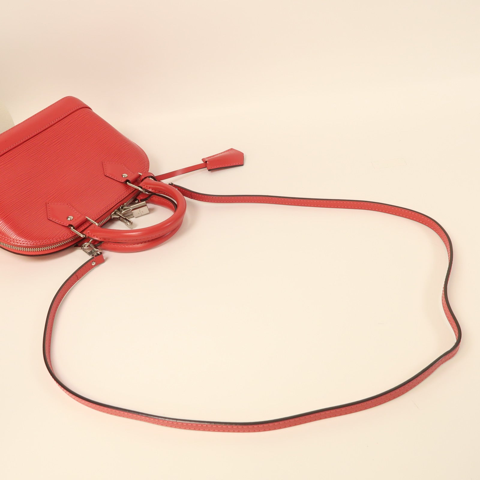 LOUIS VUITTON Epi Alma BB銀扣手挽肩背兩用袋紅色