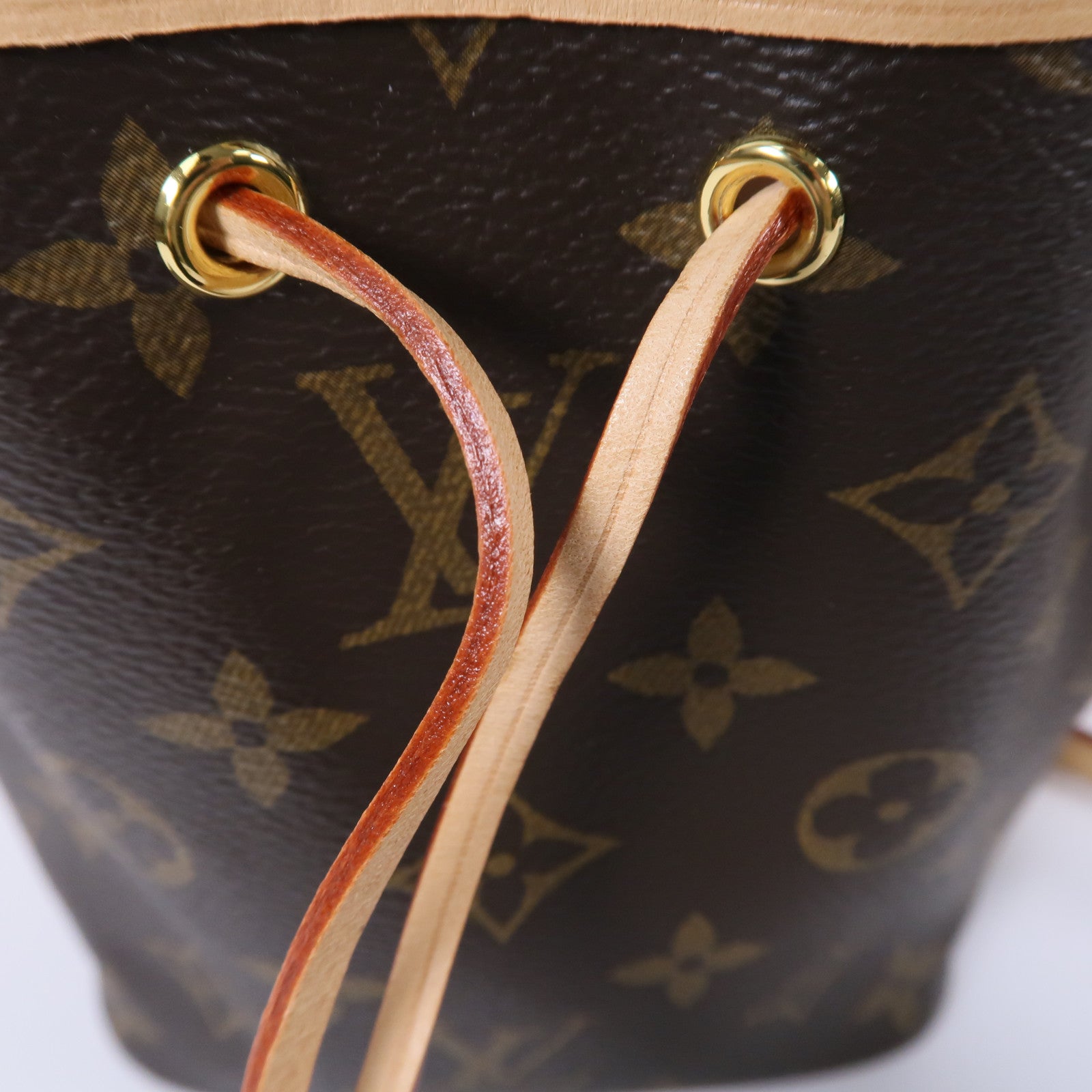 LOUIS VUITTON Monogram Nano Noe肩背袋