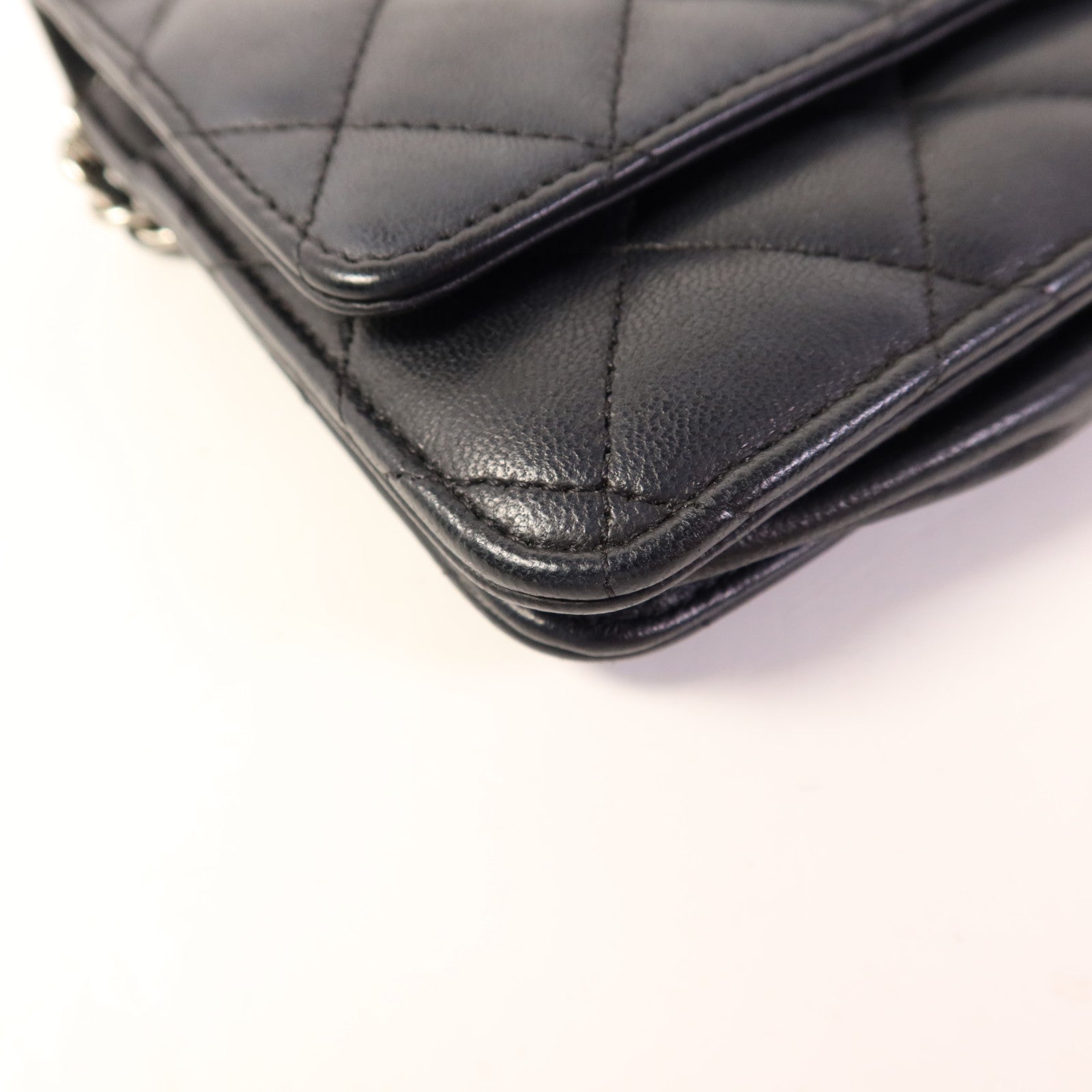 CHANEL 皮革WOC Wallet On Chain銀扣鏈帶肩背袋